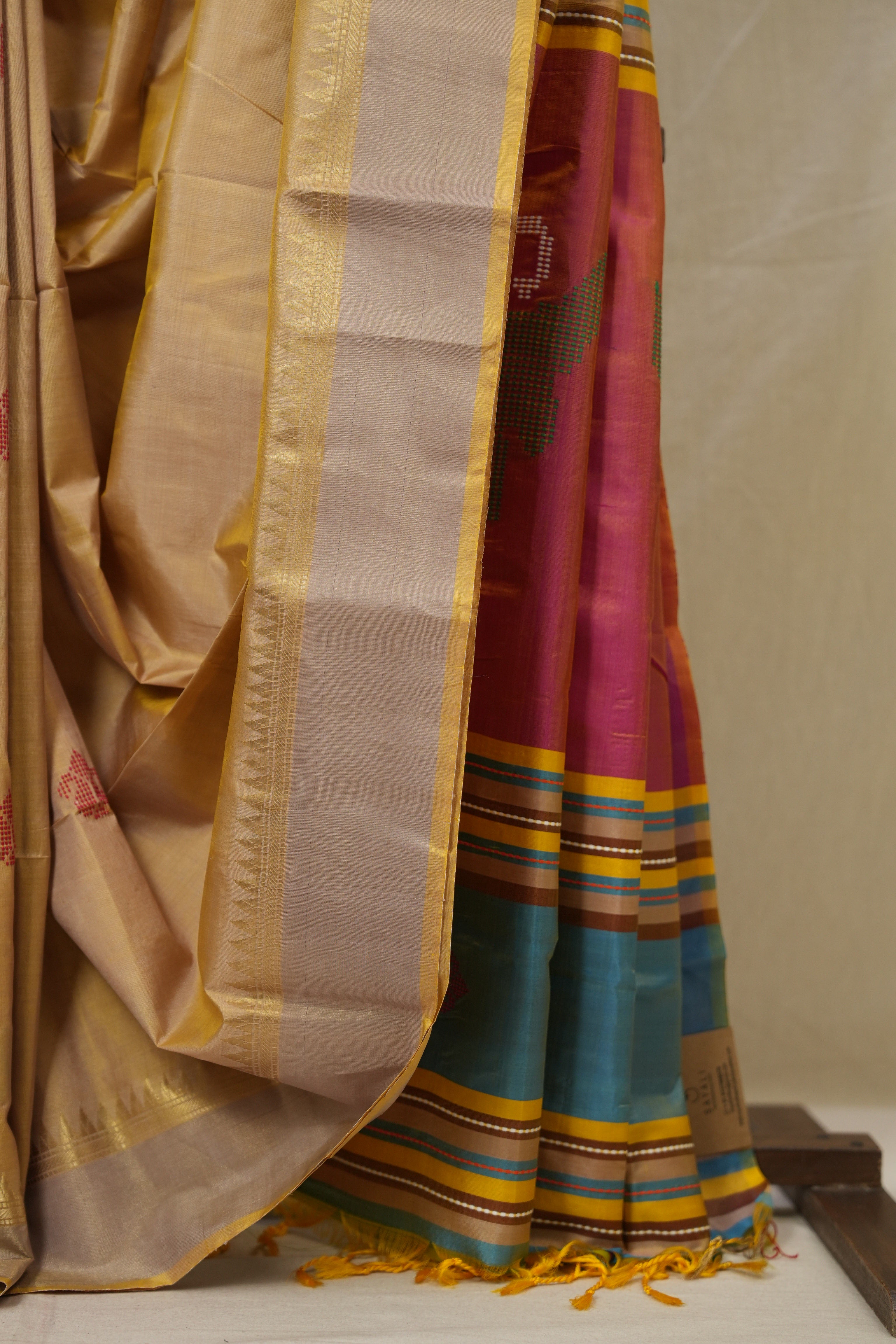 Sand Gold Mulberry Silk Saree - SRSGMSS07