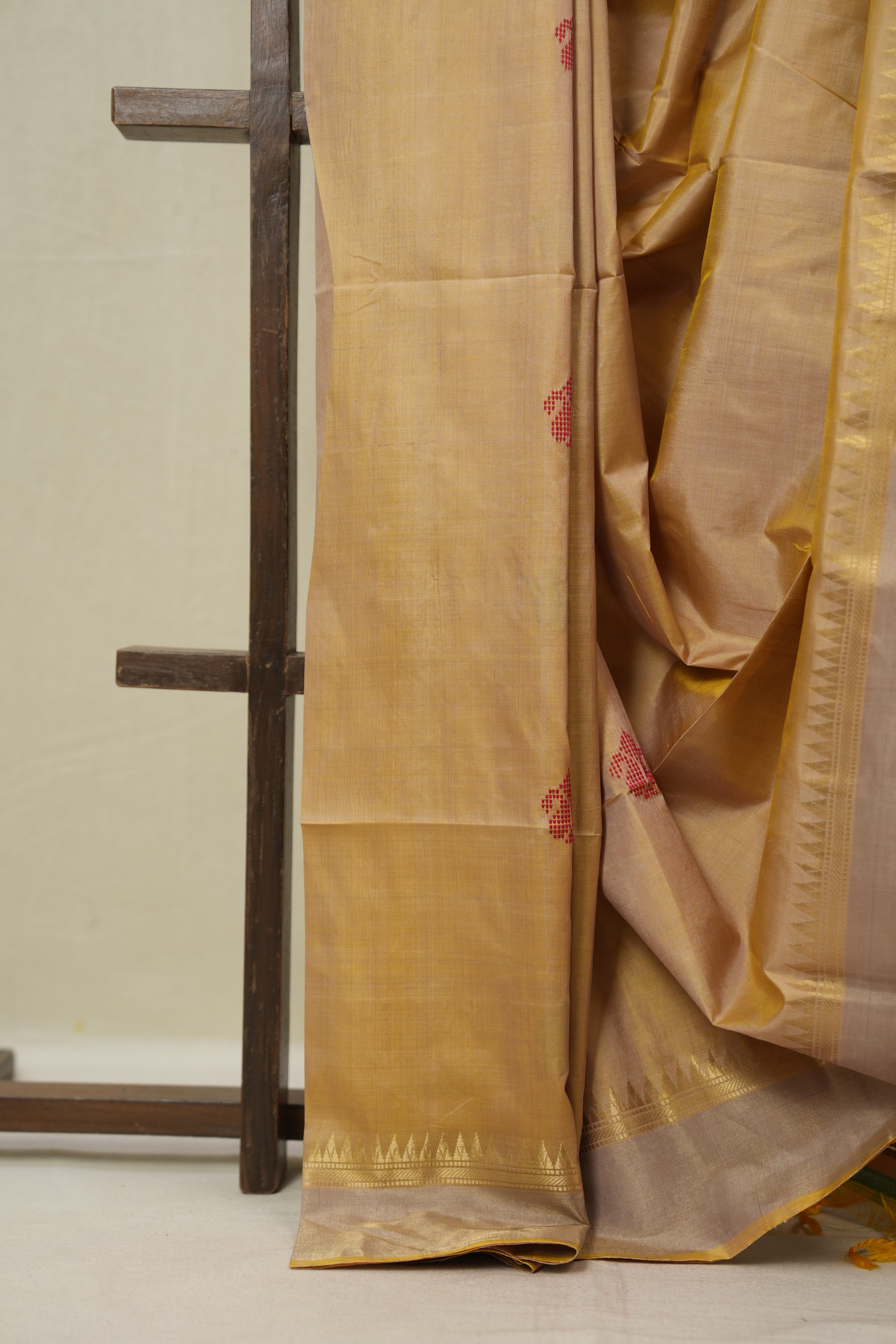 Sand Gold Mulberry Silk Saree - SRSGMSS07