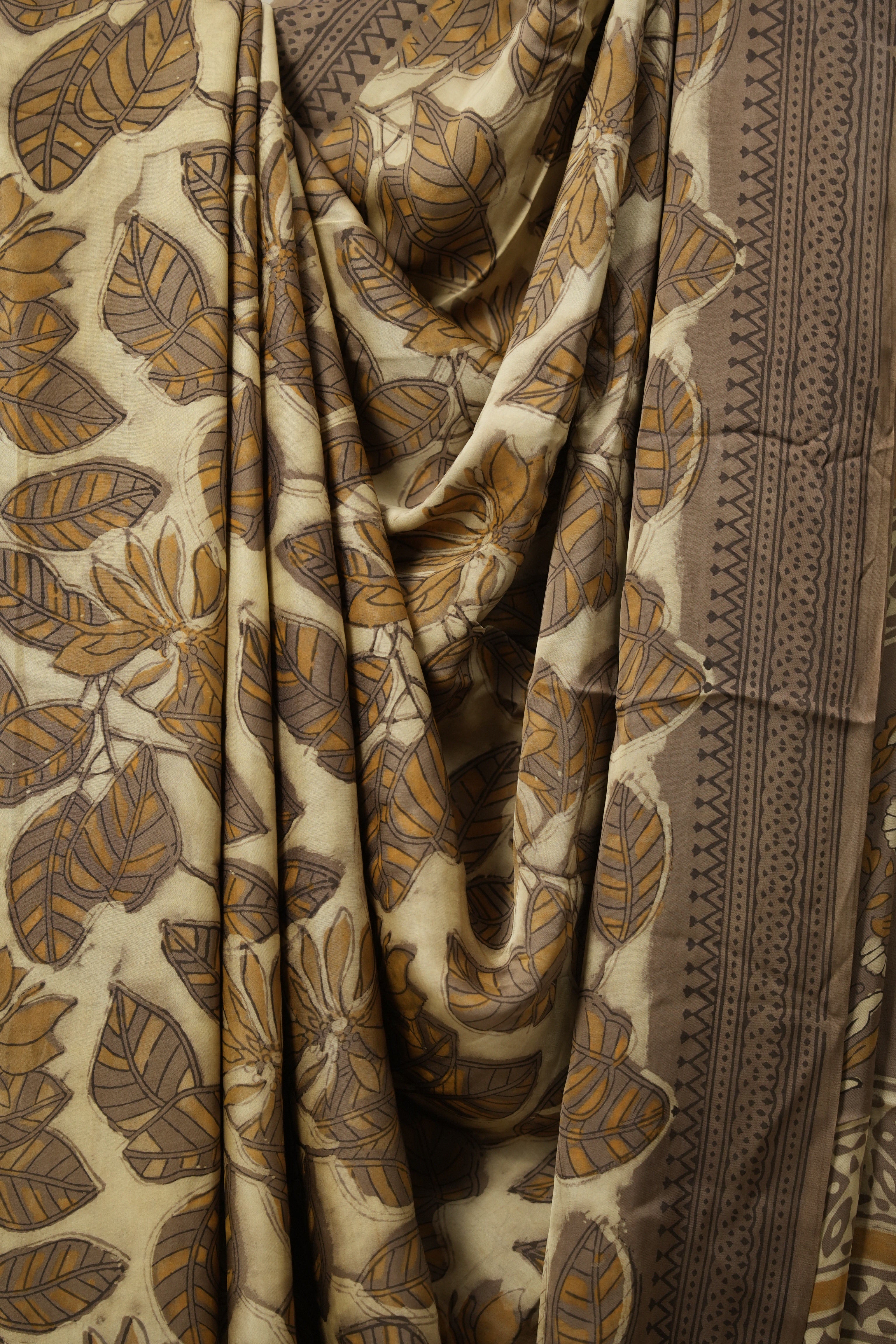 Cream HBP Modal Silk Saree - SRCMSS510