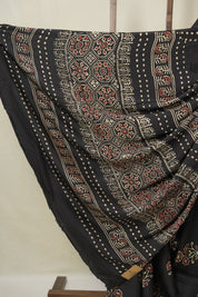 Black Floral Print HBP Modal Silk Saree - SRBFMSS574