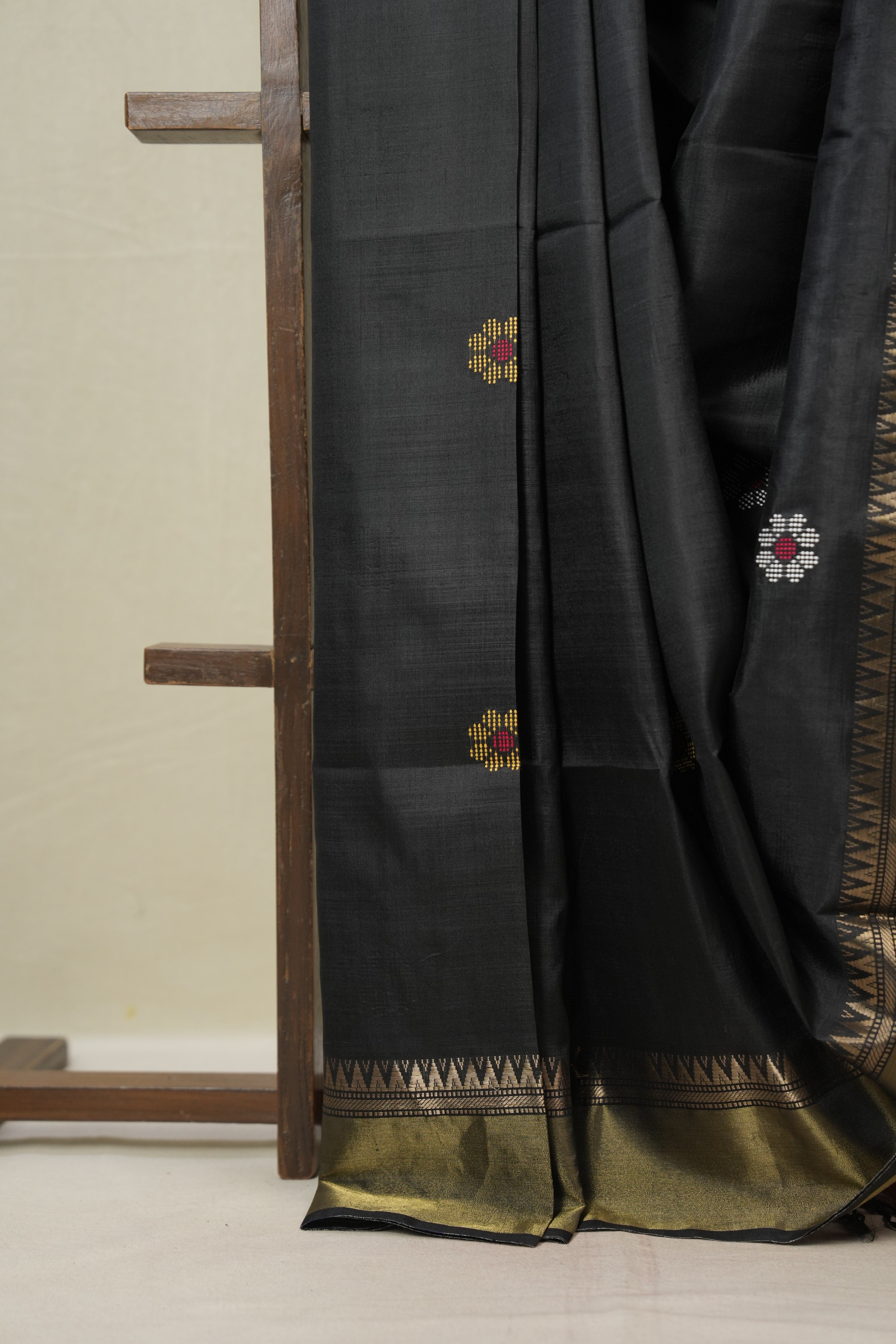 Black Mulberry Silk Saree - SRBMSS05