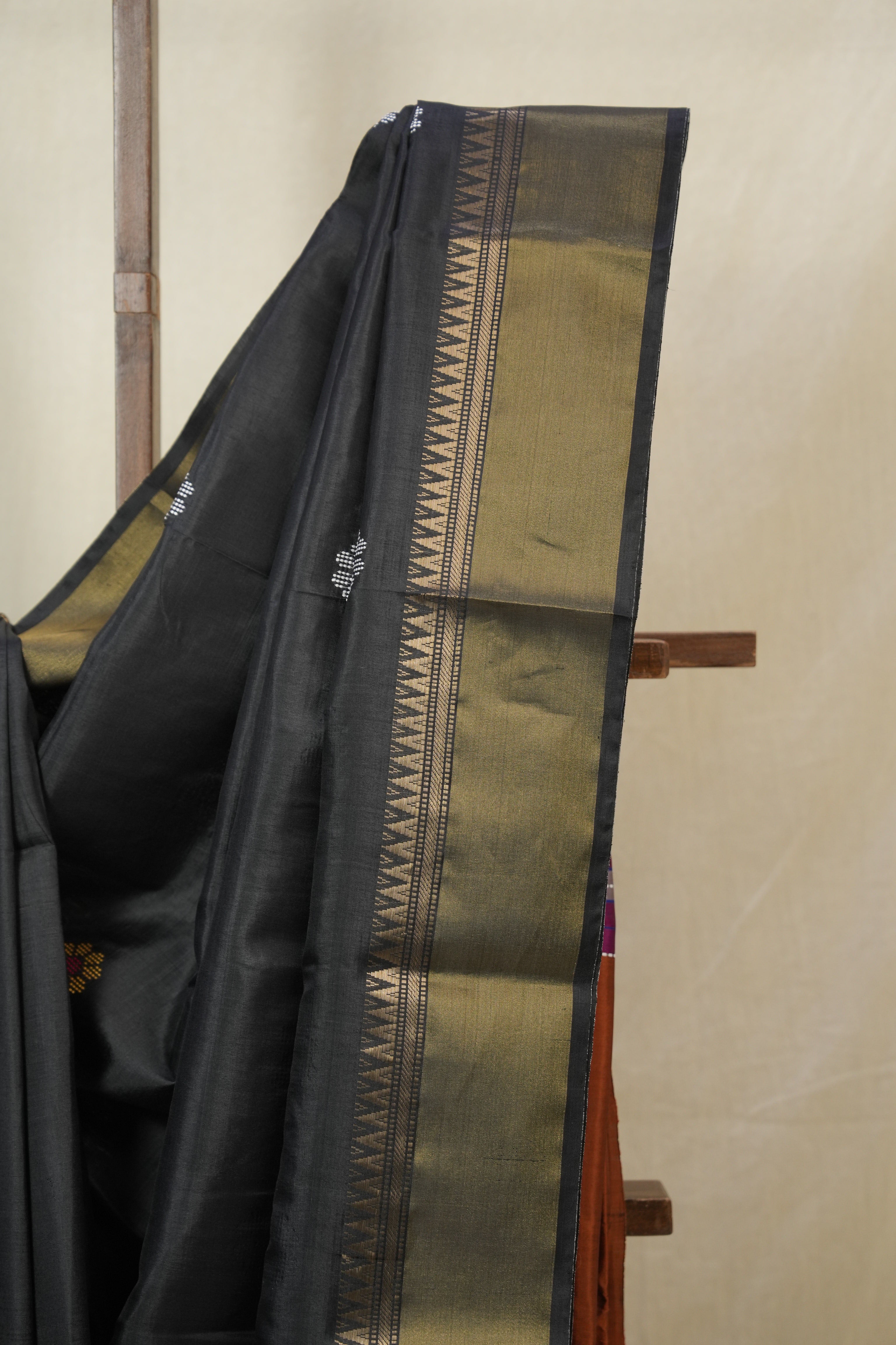 Black Mulberry Silk Saree - SRBMSS05