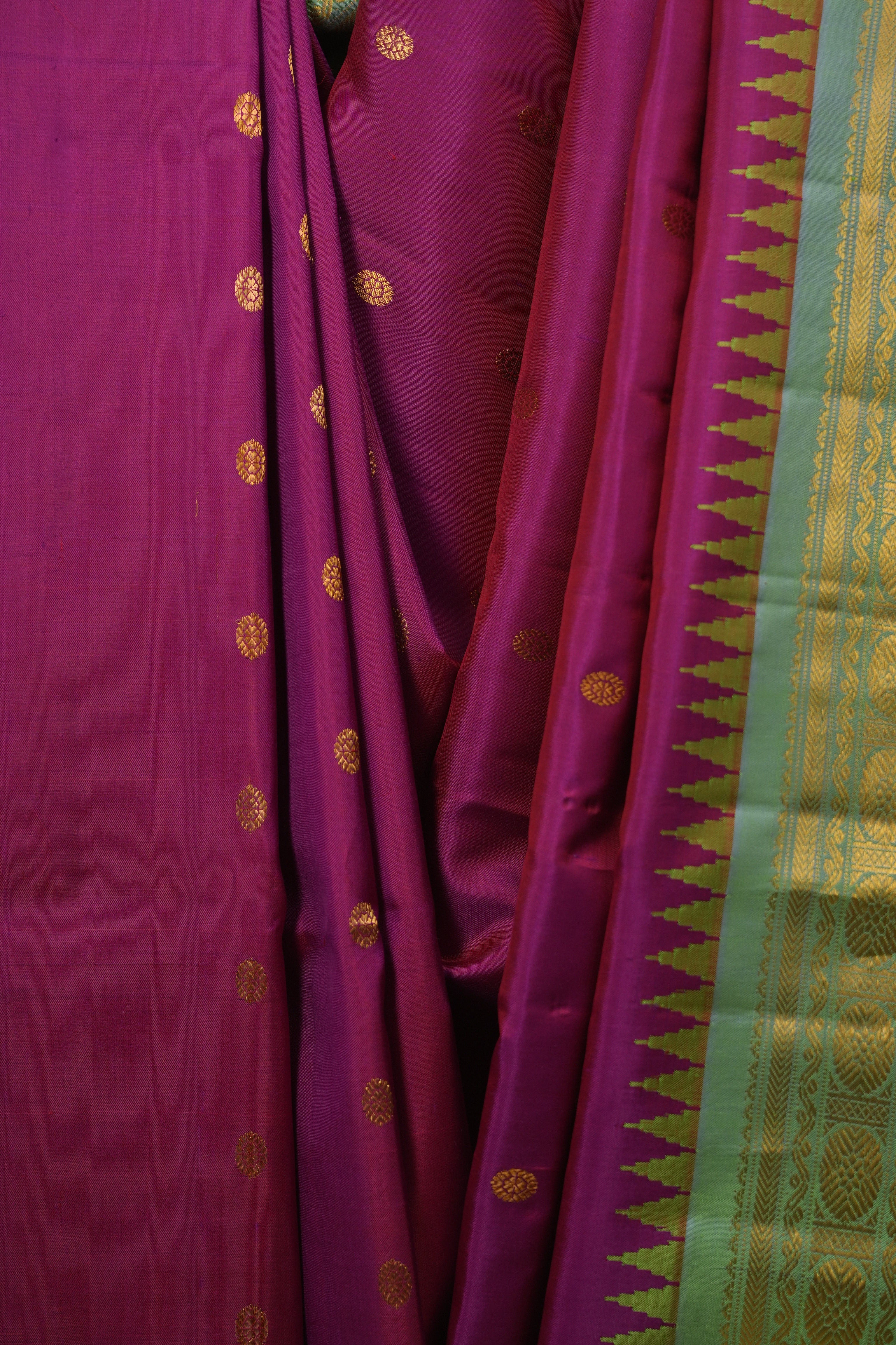 Magenta Gadwal Silk Saree - SRMGSS661