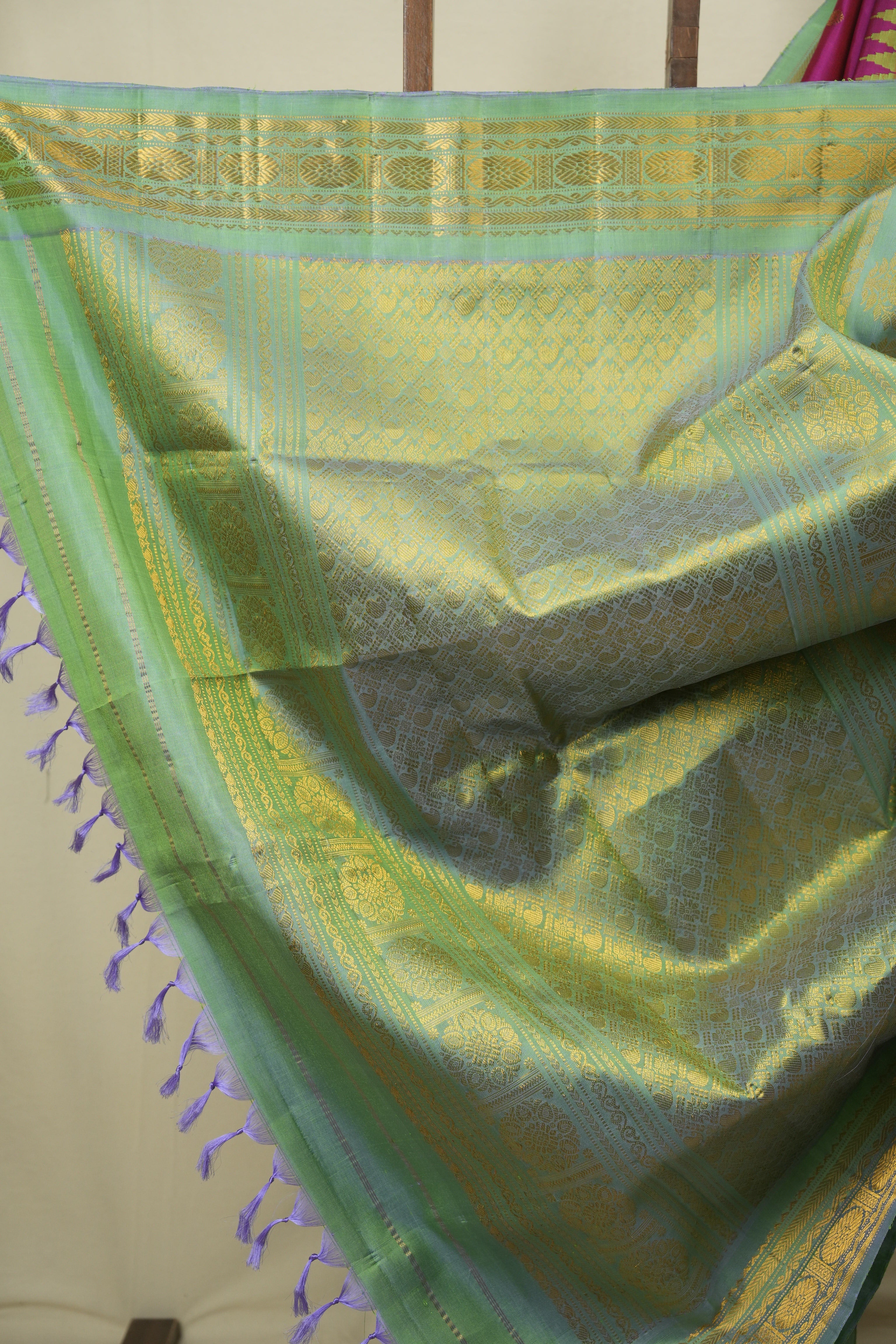 Magenta Gadwal Silk Saree - SRMGSS661