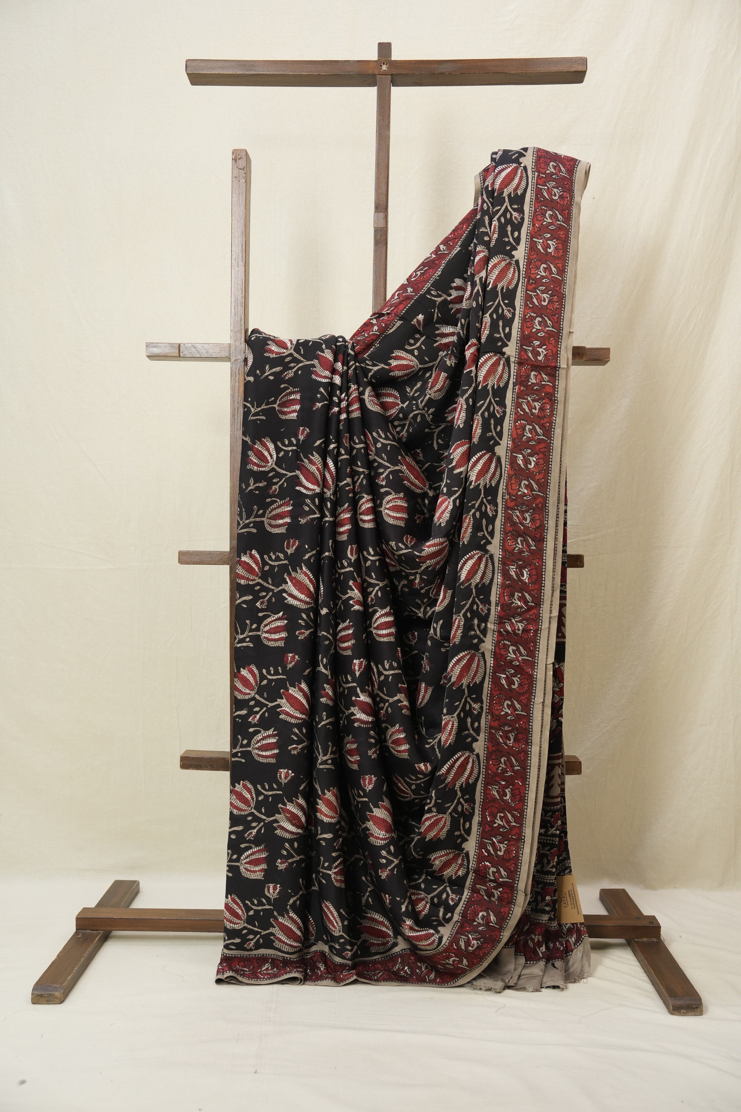 Black Floral Print HBP Modal Silk Saree - SRBFMSS571