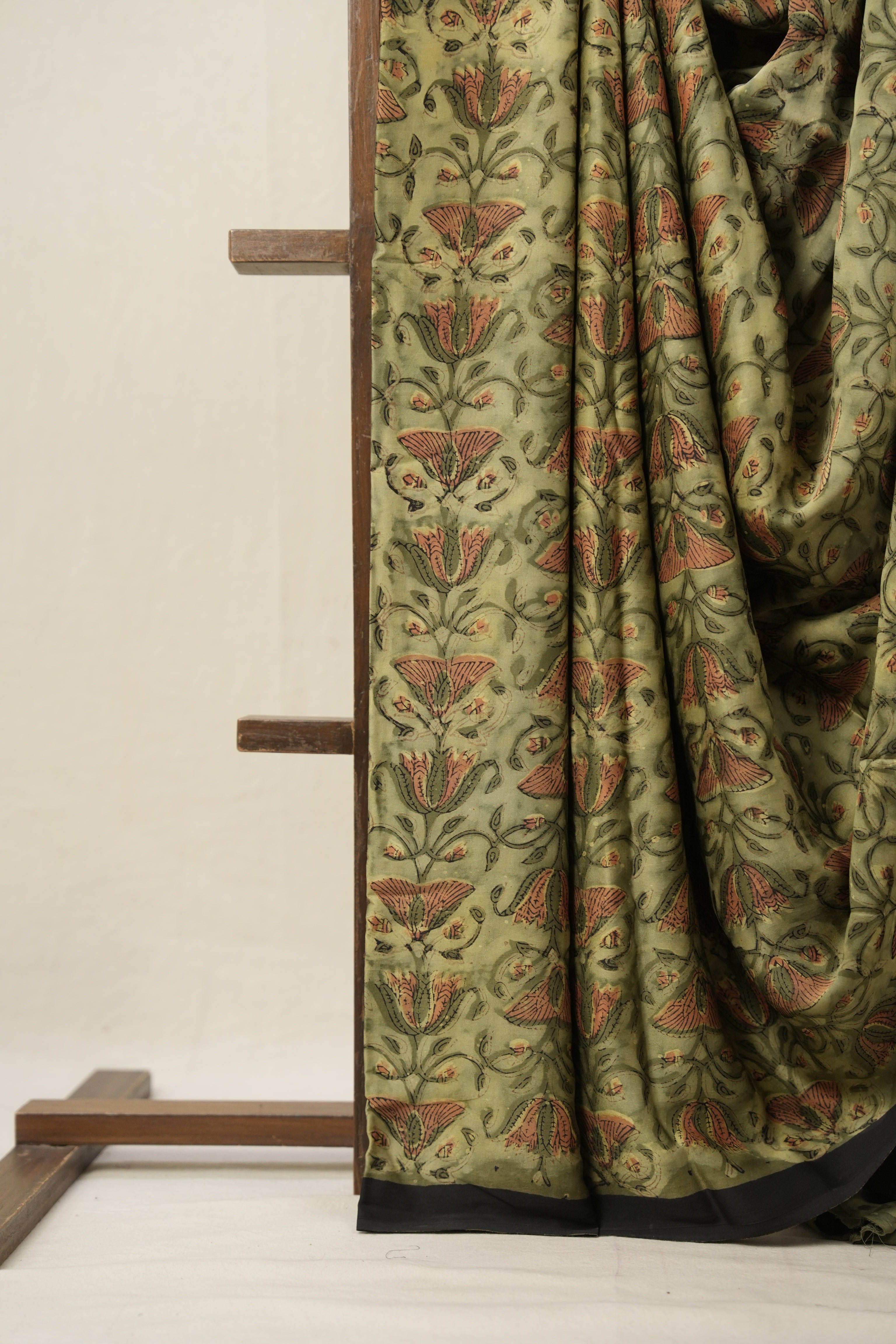 Green Cream HBP Modal Silk Saree - SRGCMSS498