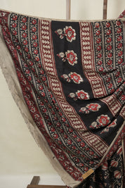 Black Floral Print HBP Modal Silk Saree - SRBFMSS571