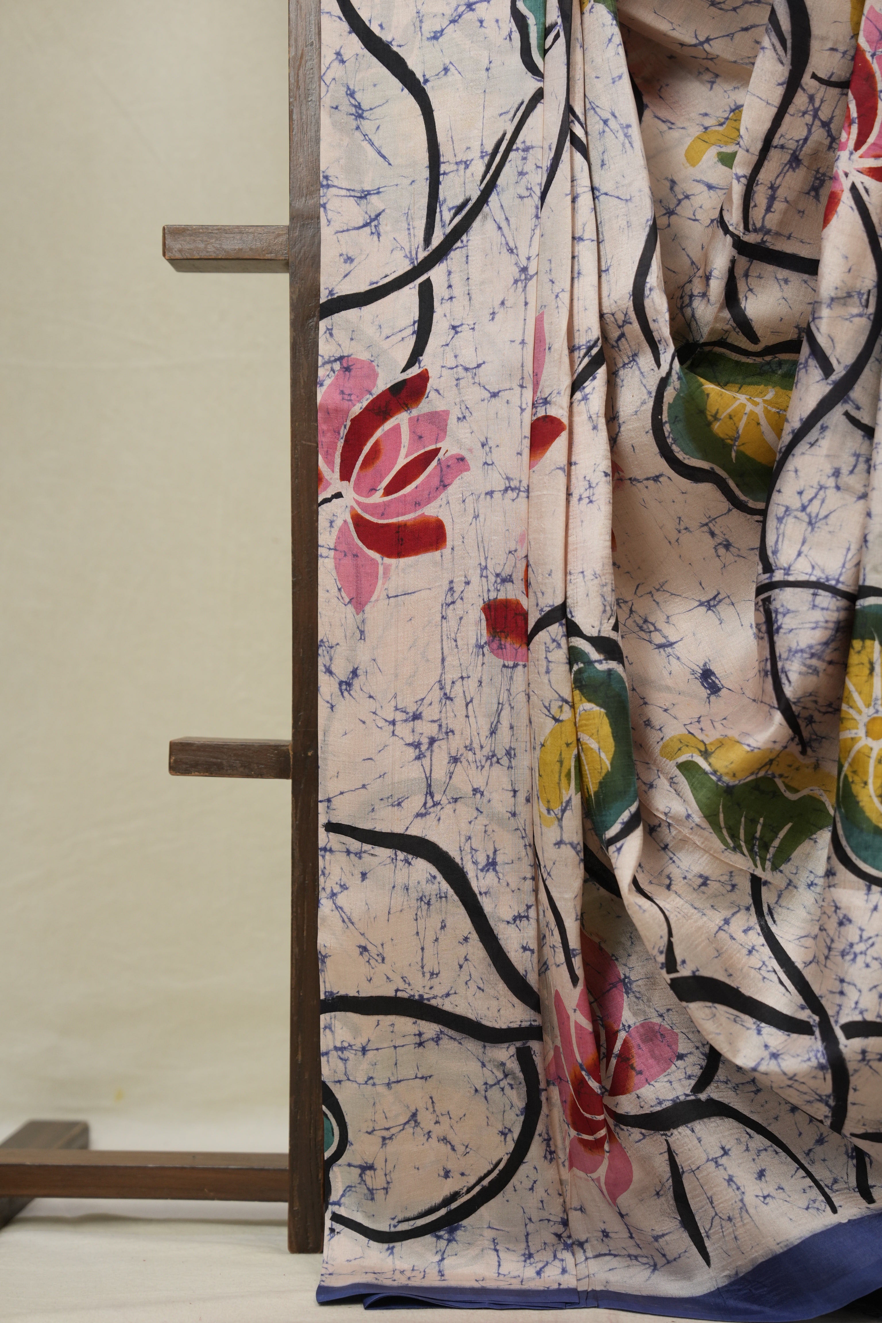 Peach Cream Batik Printed Tussar Silk Saree - SRPCPTSS046
