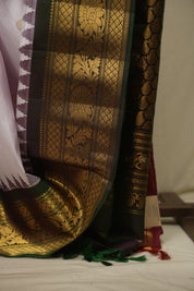Light Lilac Gadwal Silk Saree - SRLLGSS658