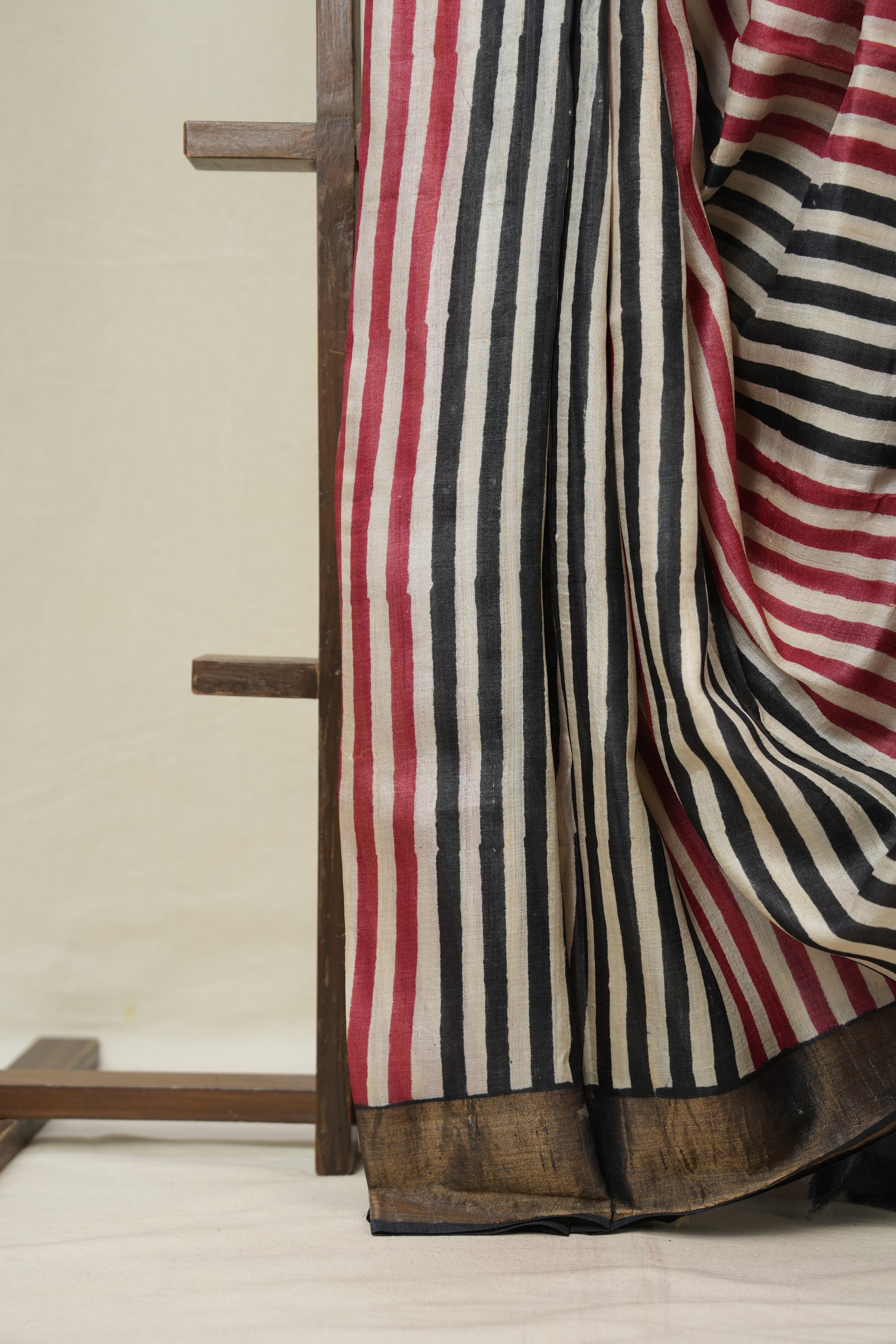 Cream Red Black HBP Tussar Silk Saree - SRCRBHTSS749