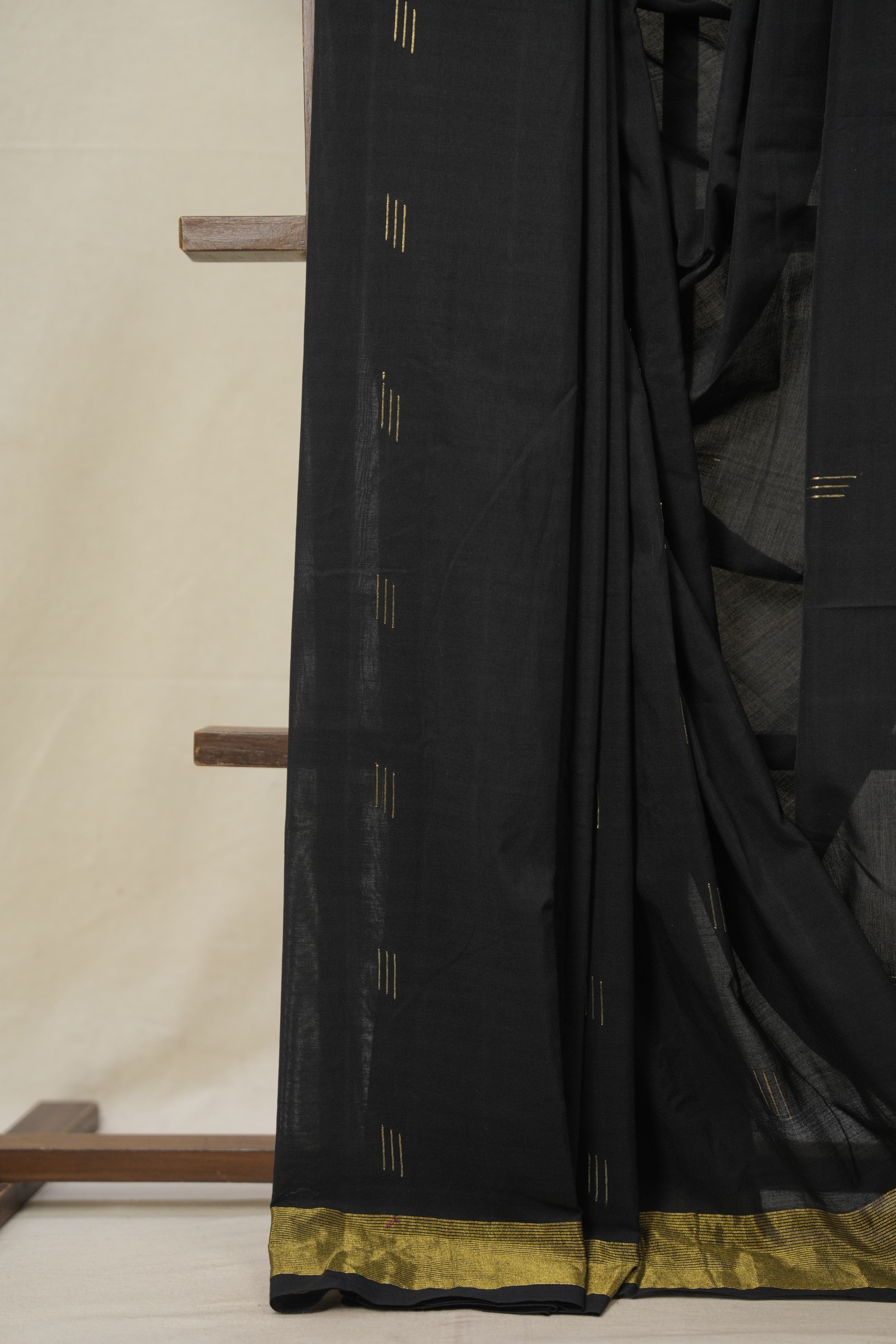 Black Cotton Paithani Saree - SRBCPS671