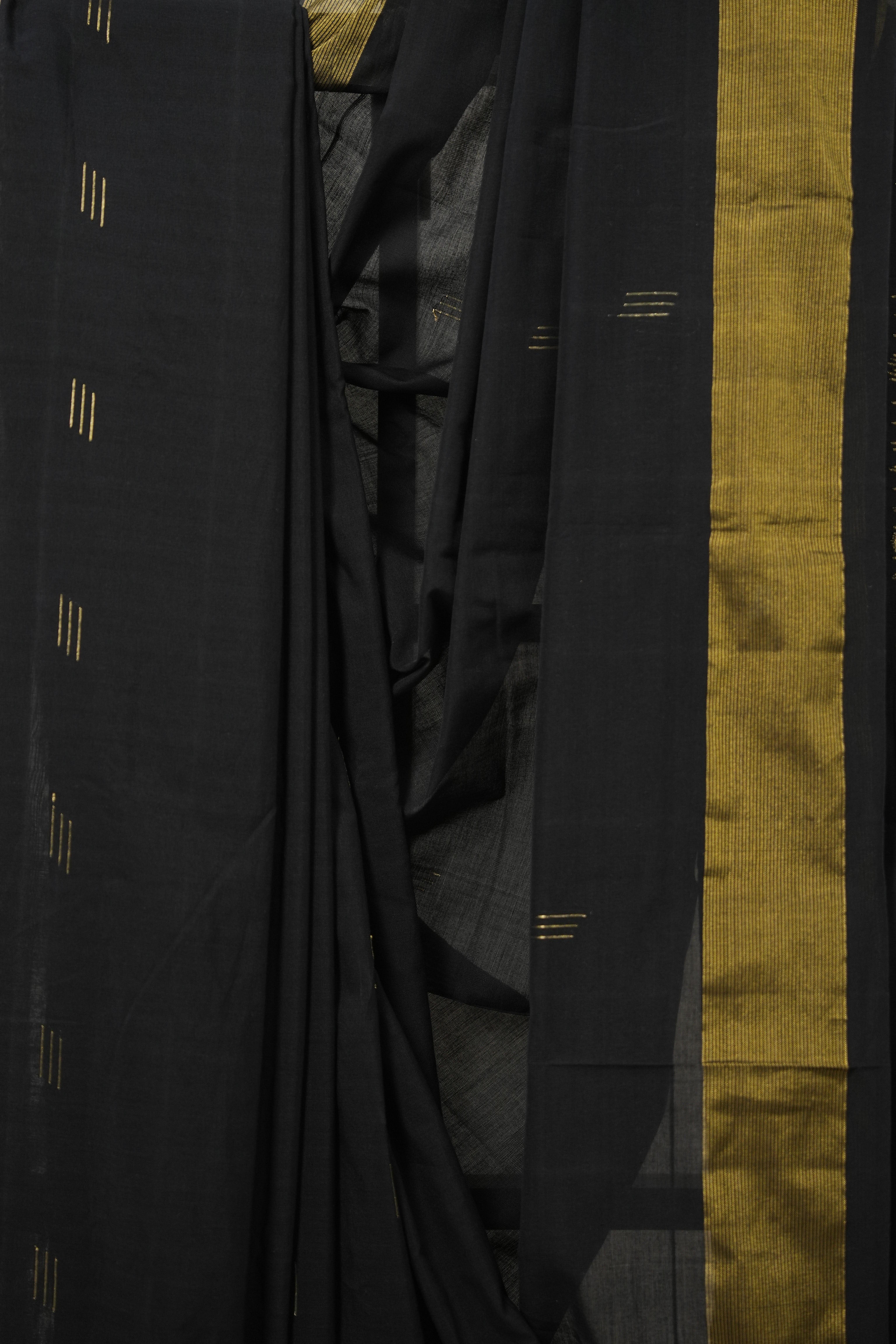 Black Cotton Paithani Saree - SRBCPS671