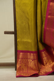 Moss Green Gadwal Silk Saree - SRMGGSS656