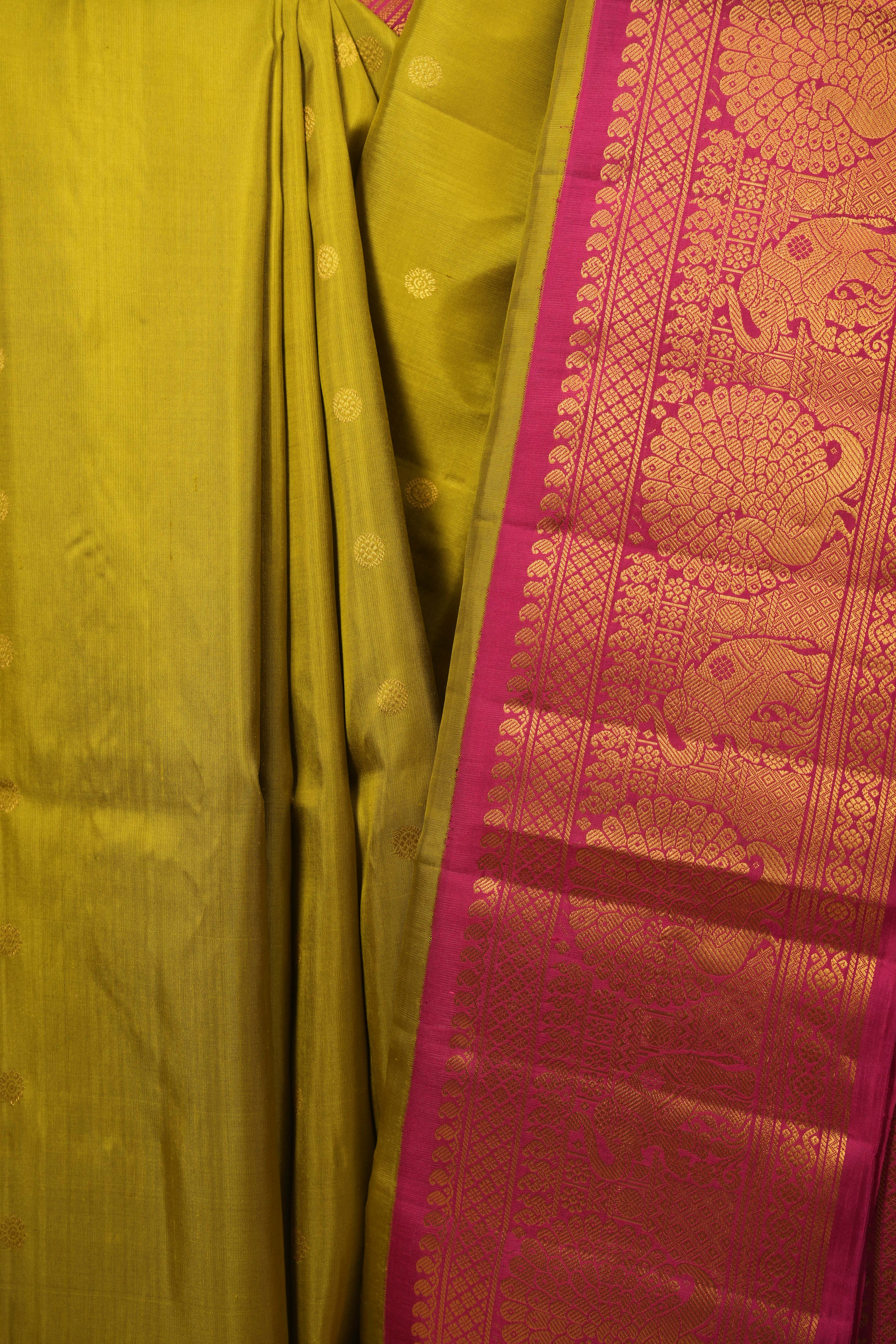 Moss Green Gadwal Silk Saree - SRMGGSS656