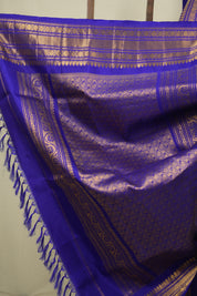 Off White Gadwal Silk Saree - SROWGSS654