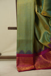 Dual Tone Green Gadwal Silk Saree - SRDTGGSS653
