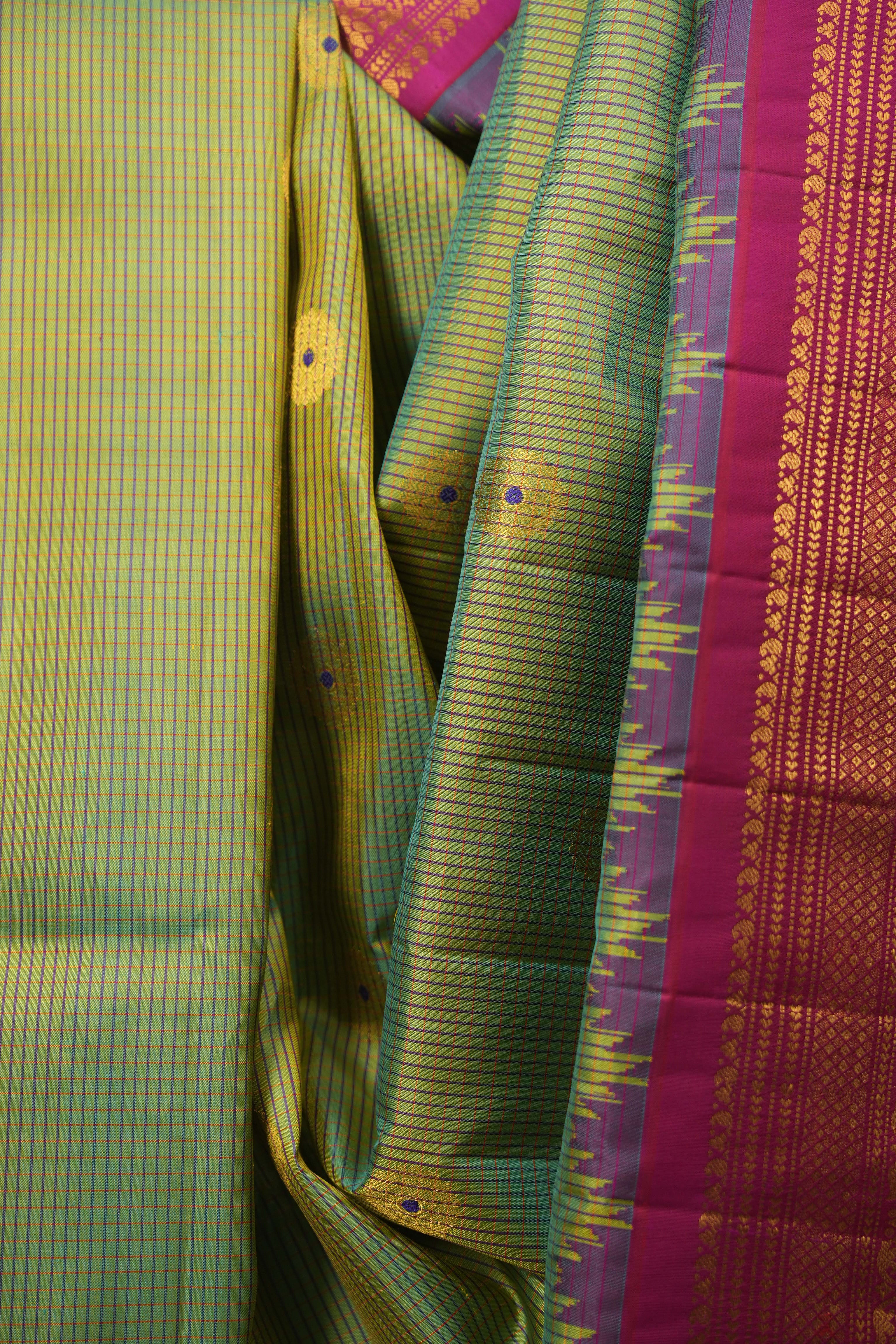 Dual Tone Green Gadwal Silk Saree - SRDTGGSS653