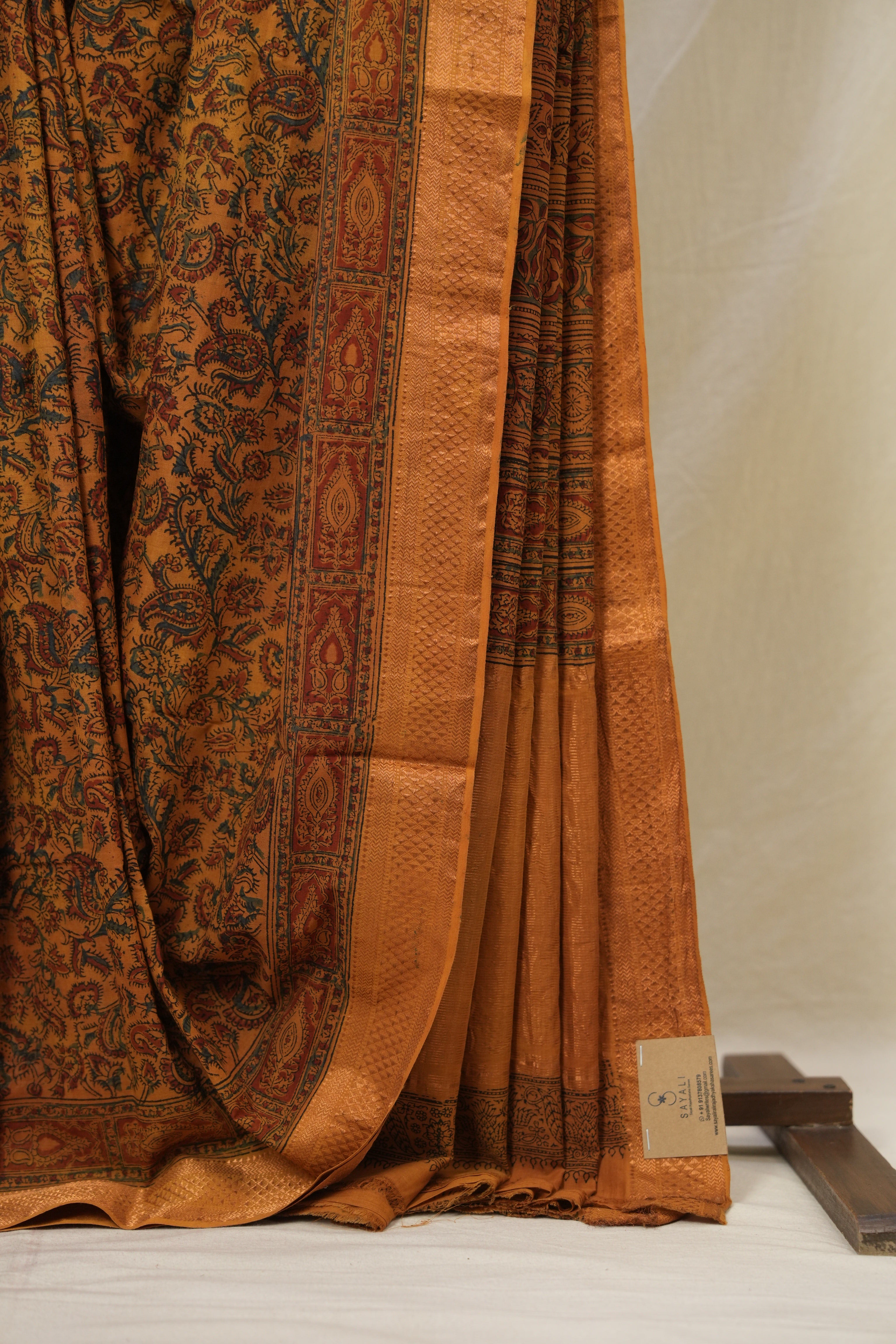 Orange HBP Mangalgiri Cotton Saree - SROHMCS017