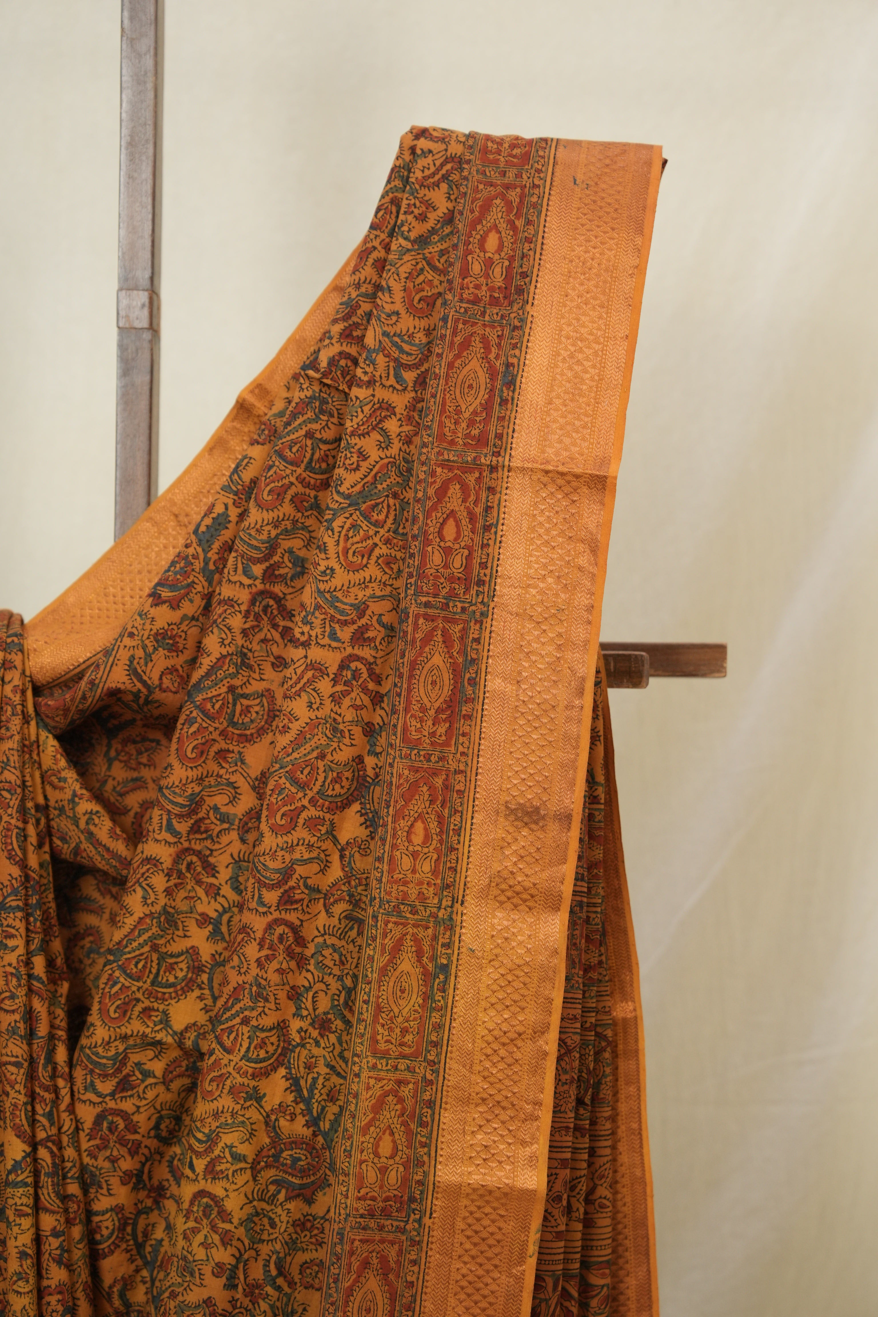 Orange HBP Mangalgiri Cotton Saree - SROHMCS017