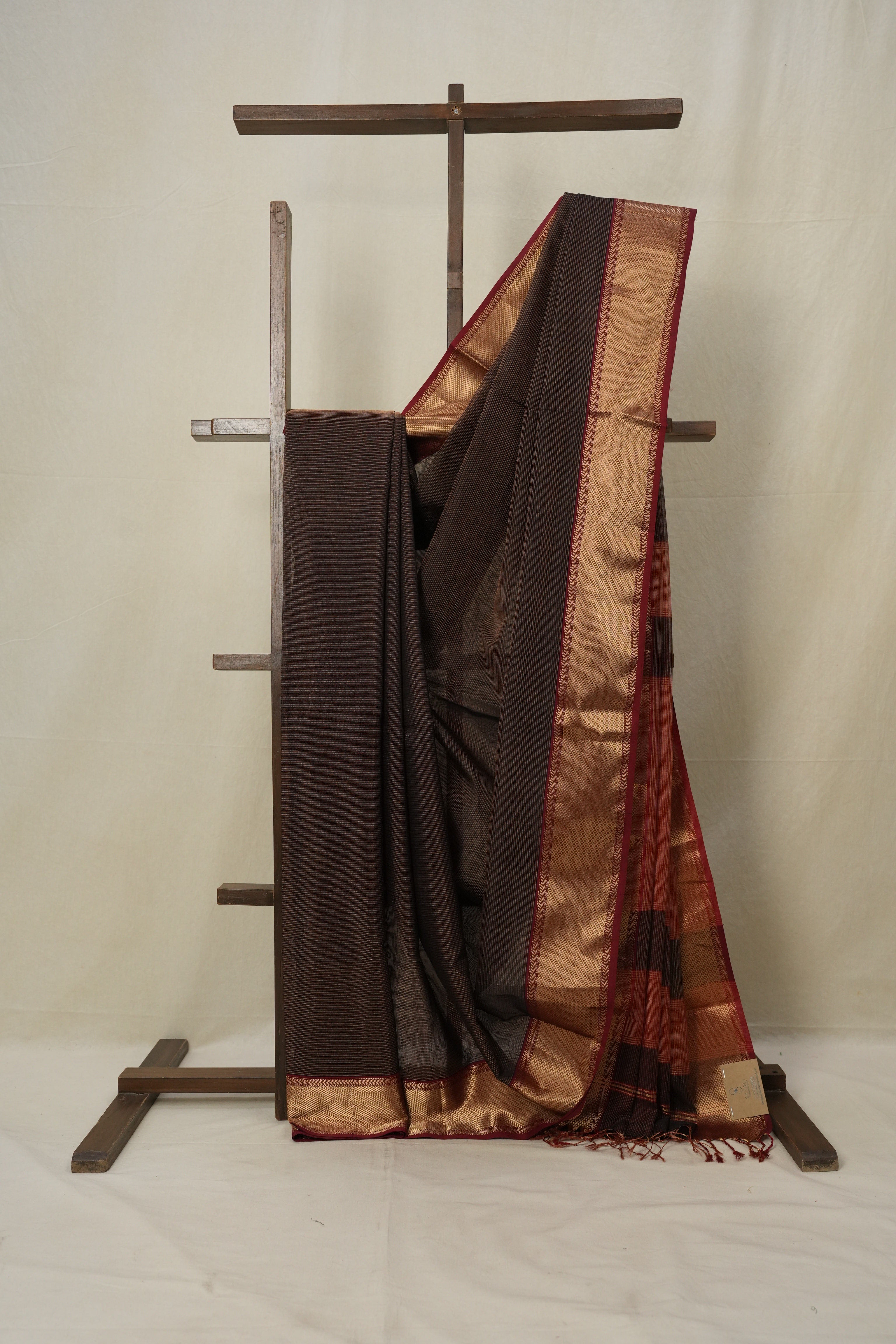 Brown Maheshwari Tissue Saree - SRBMTS610