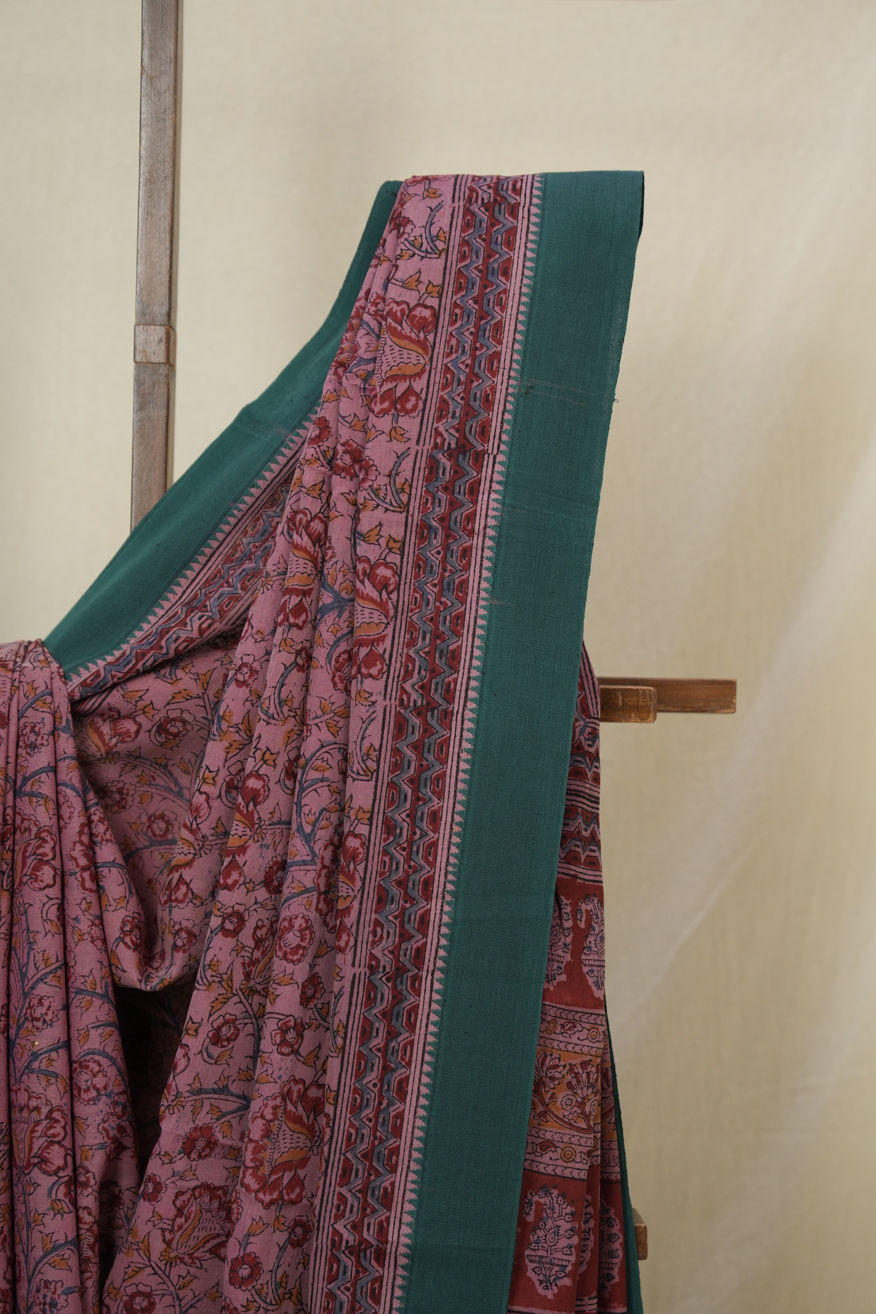Lilac HBP Mangalgiri Cotton Saree - SRLHMCS032