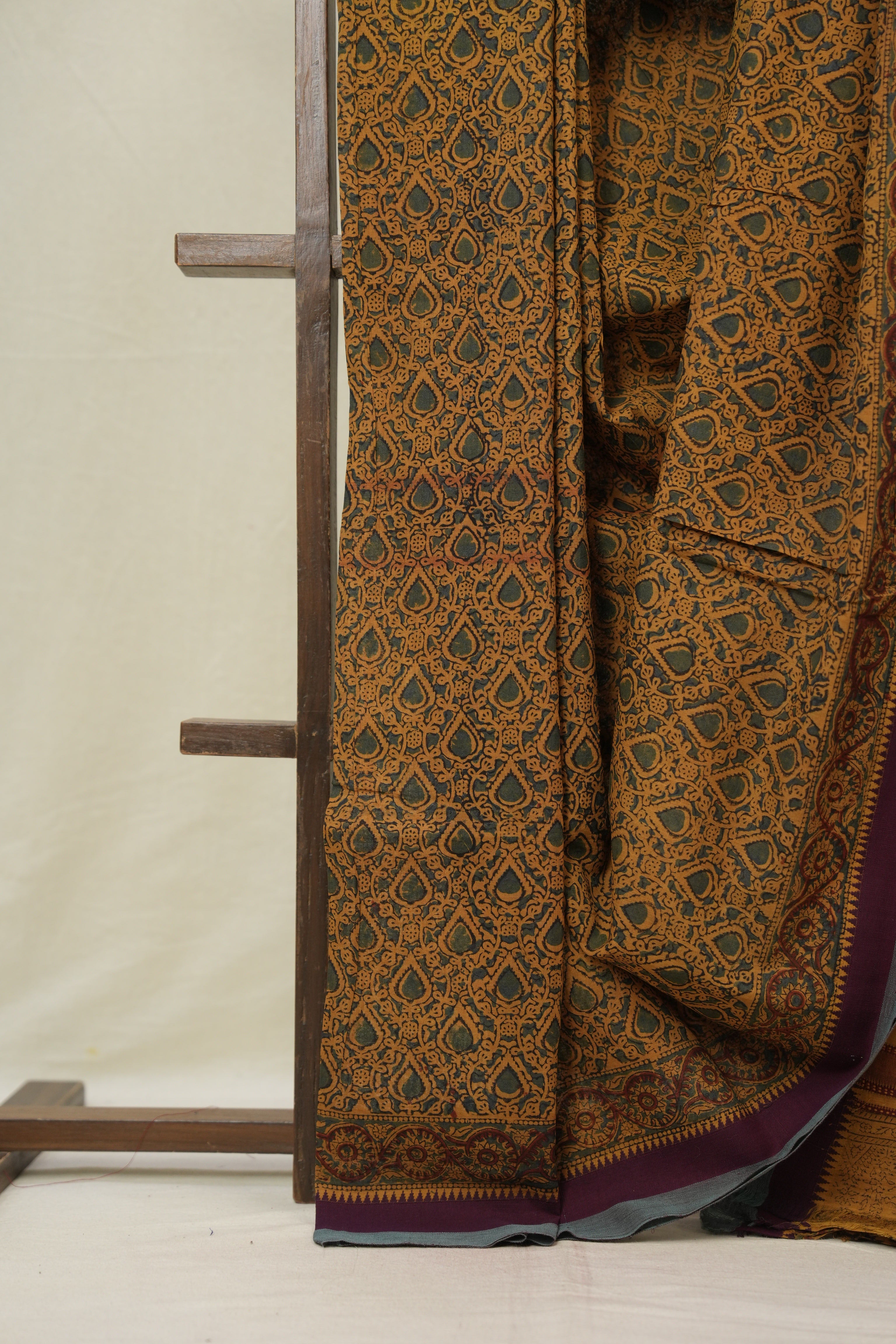Mustard  HBP Mangalgiri Cotton Saree - SRMHMCS031