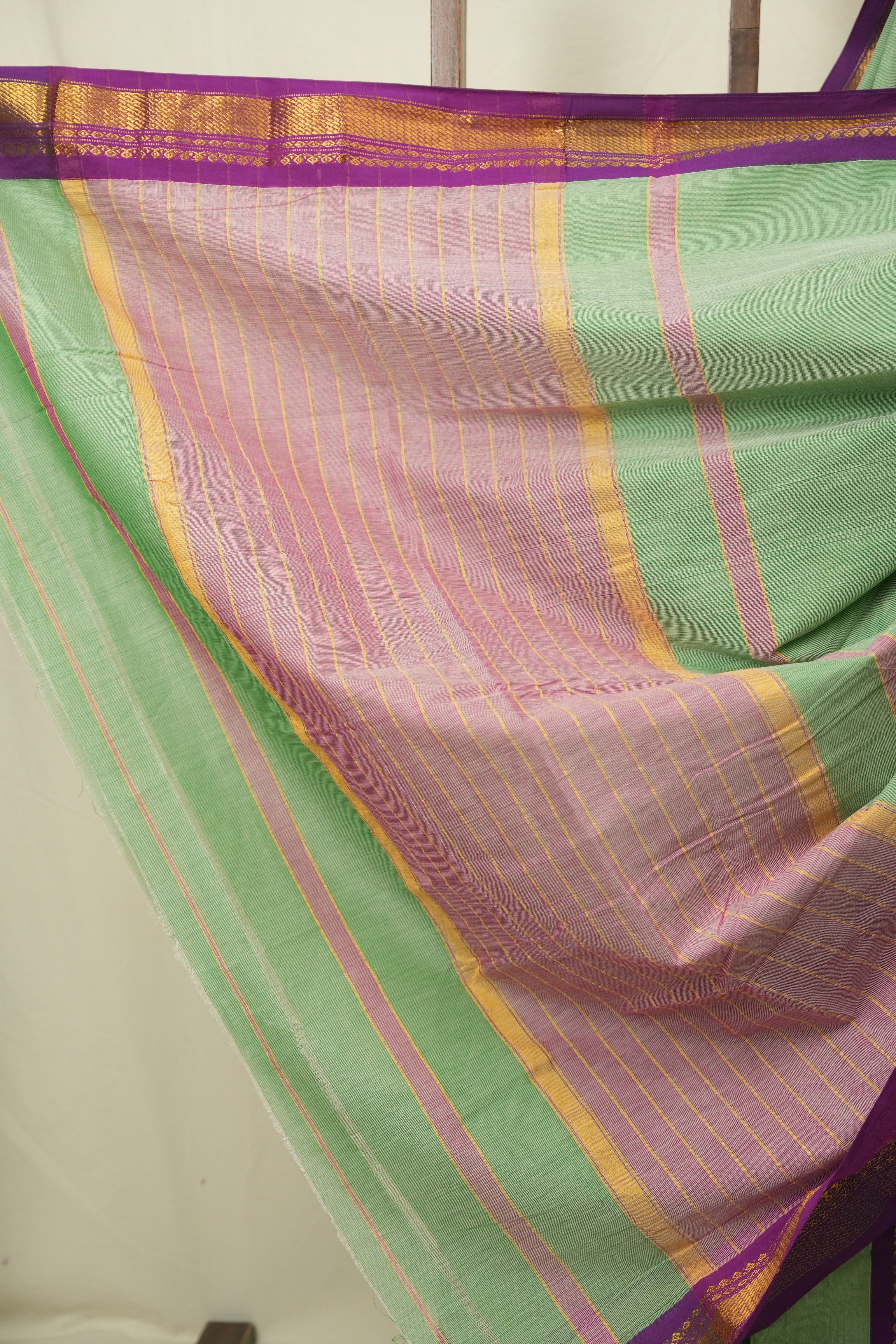 Pista Narayan Peth Cotton Saree - SRPNPCS72