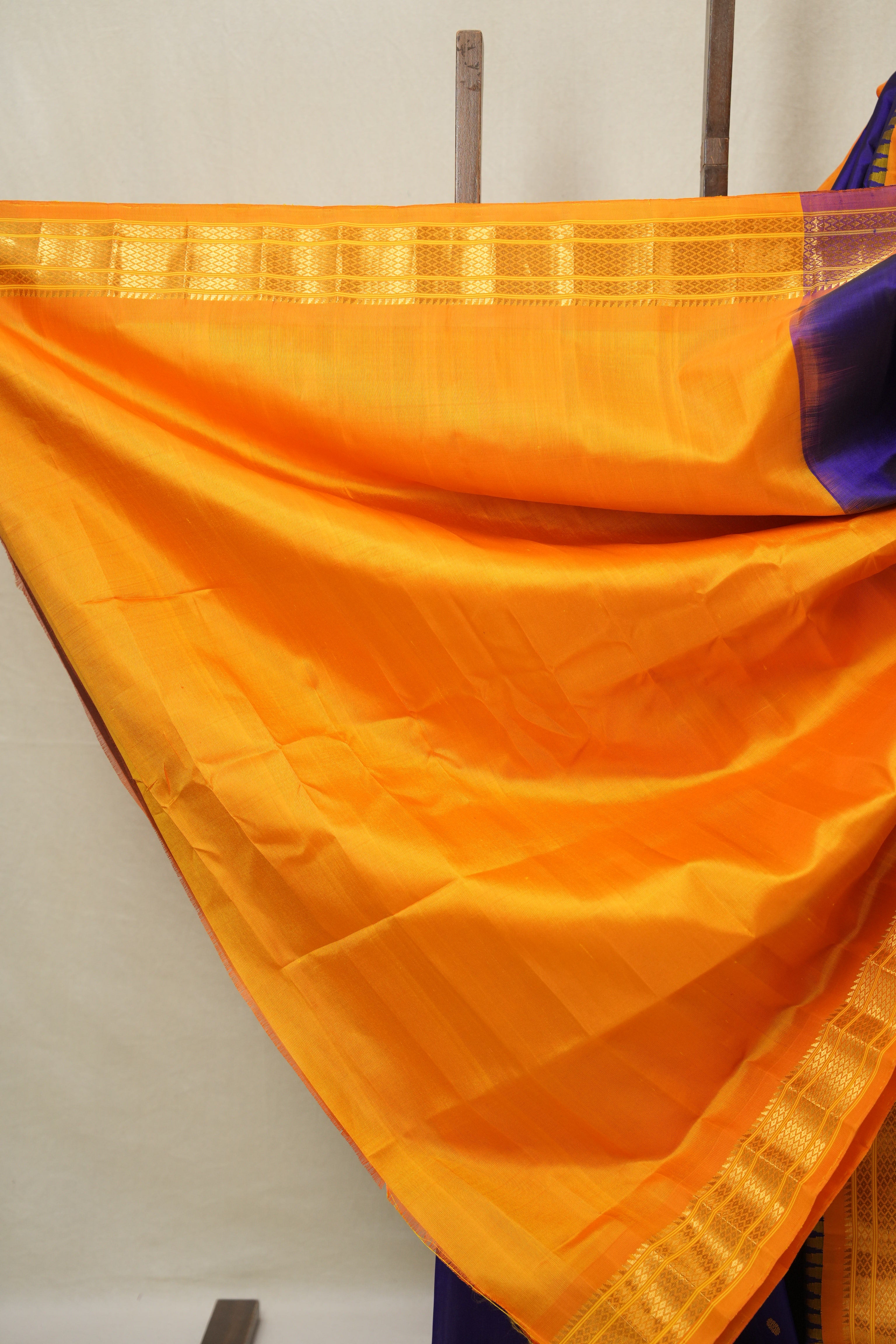 Blue Gadwal Silk Saree - SRBGSS624