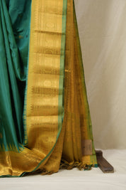 Green Gadwal Silk Saree - SRGGSS621