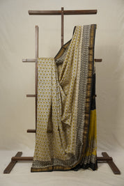 Cream HBP Cotton Silk Saree With Maheshwari Border - SRCCSS1448