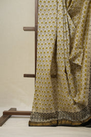 Cream HBP Cotton Silk Saree With Maheshwari Border - SRCCSS1448