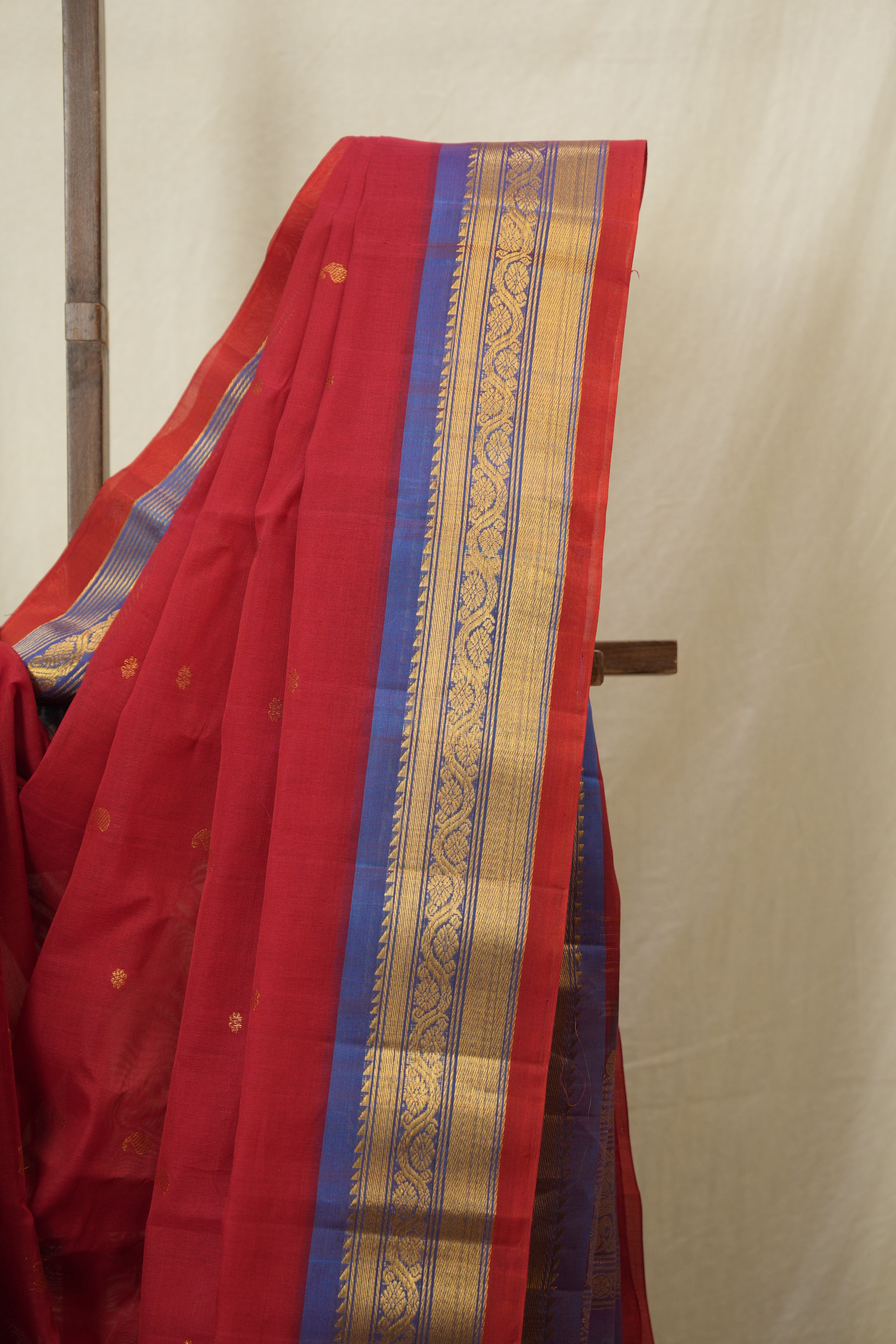 Red Gadwal Cotton Silk Saree - SRRGCSS189
