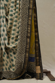 Cream HBP Cotton Silk Saree With Maheshwari Border - SRCCSS1451