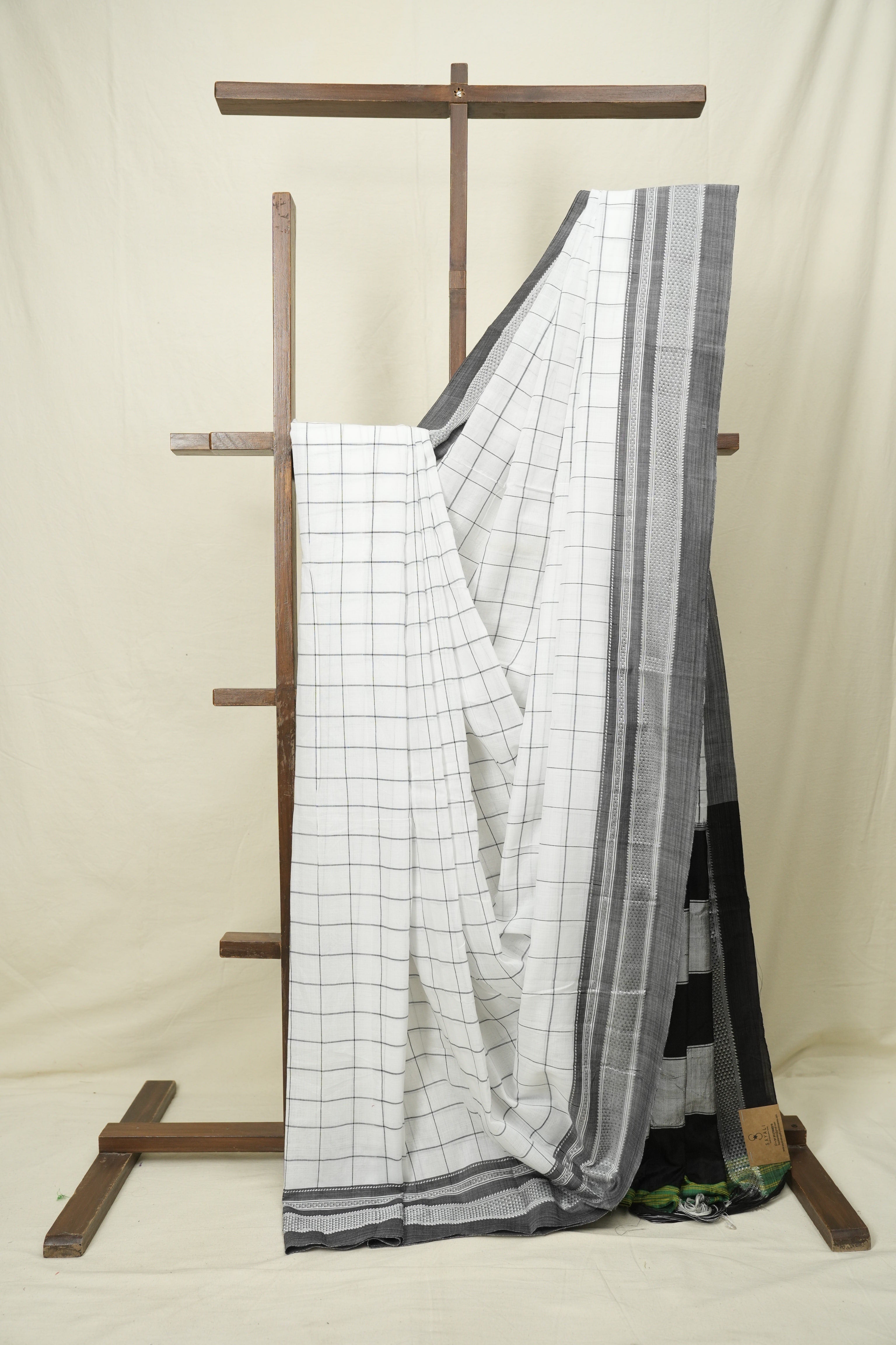 White Cotton Ilkal Saree - SRWCIS1031