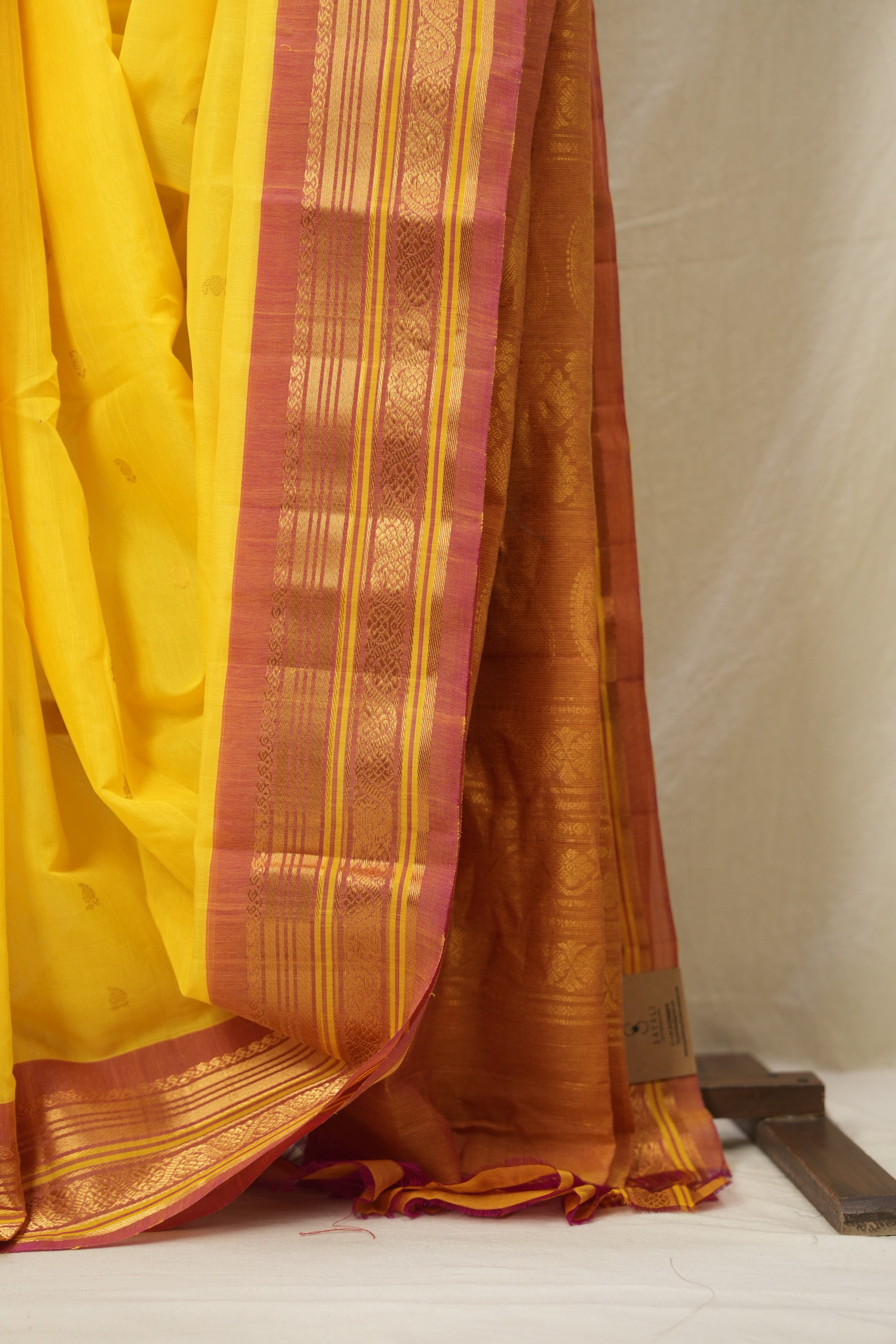 Yellow Gadwal Cotton Silk Saree - SRYGCSS188