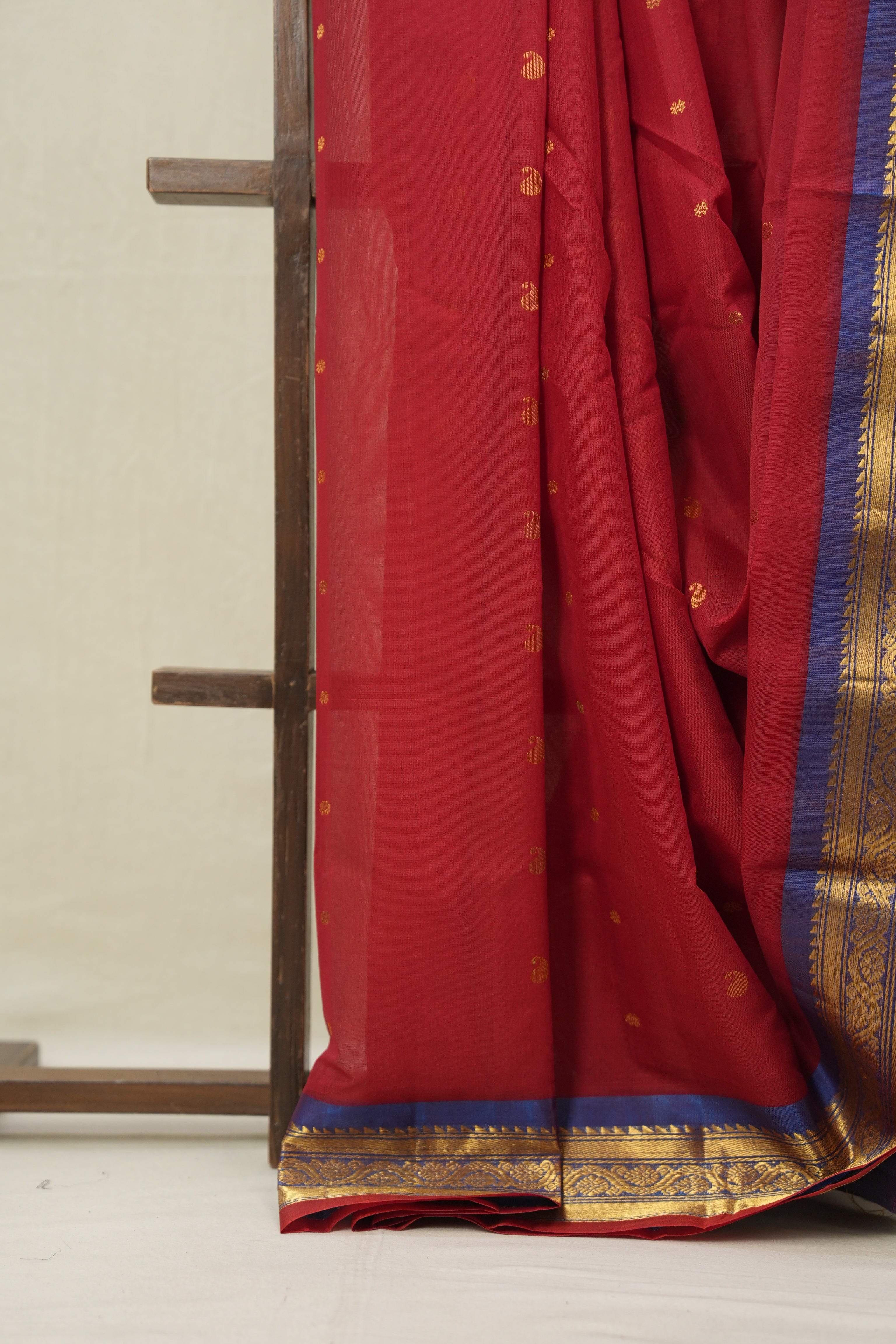 Red Gadwal Cotton Silk Saree - SRRGCSS187