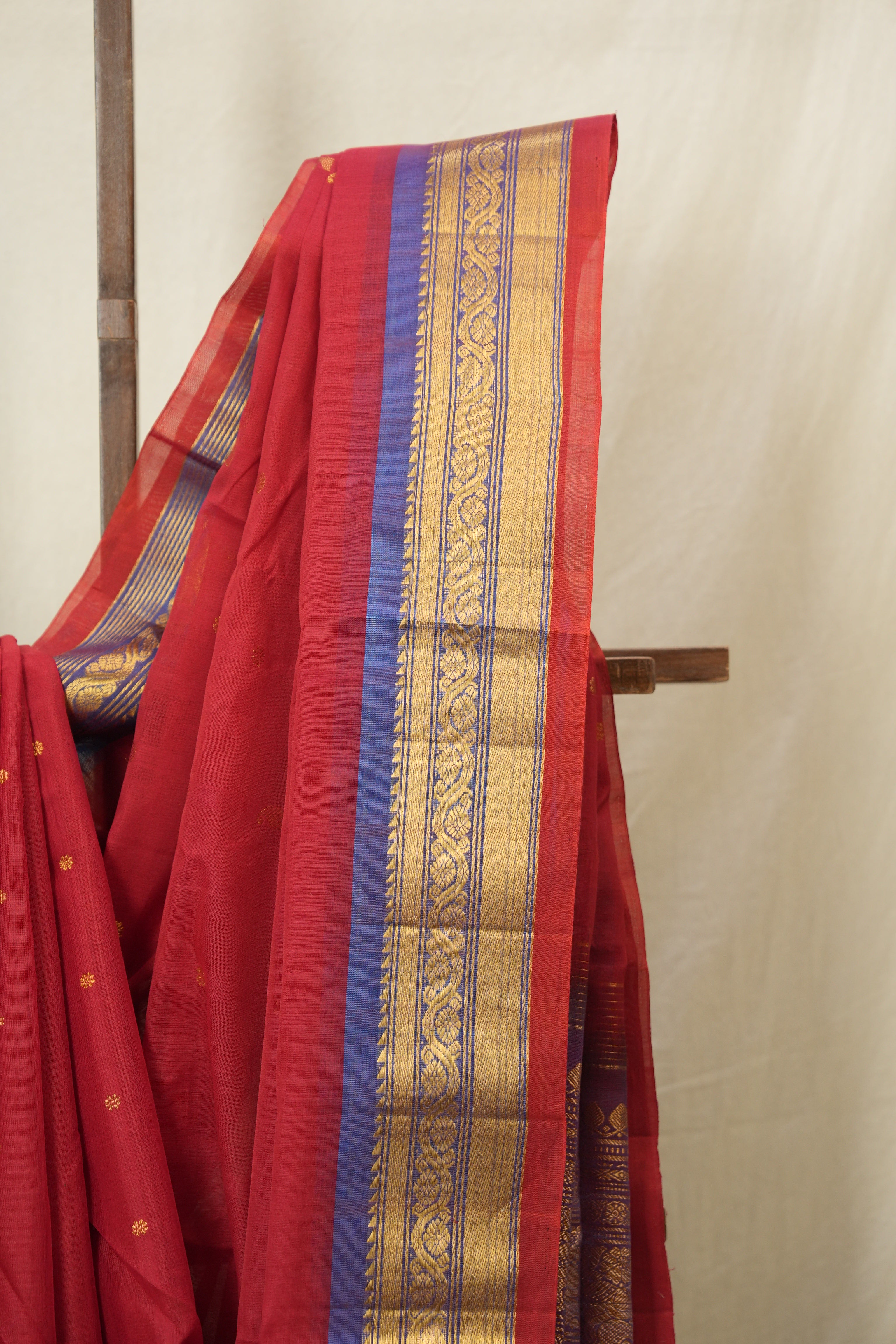 Red Gadwal Cotton Silk Saree - SRRGCSS187