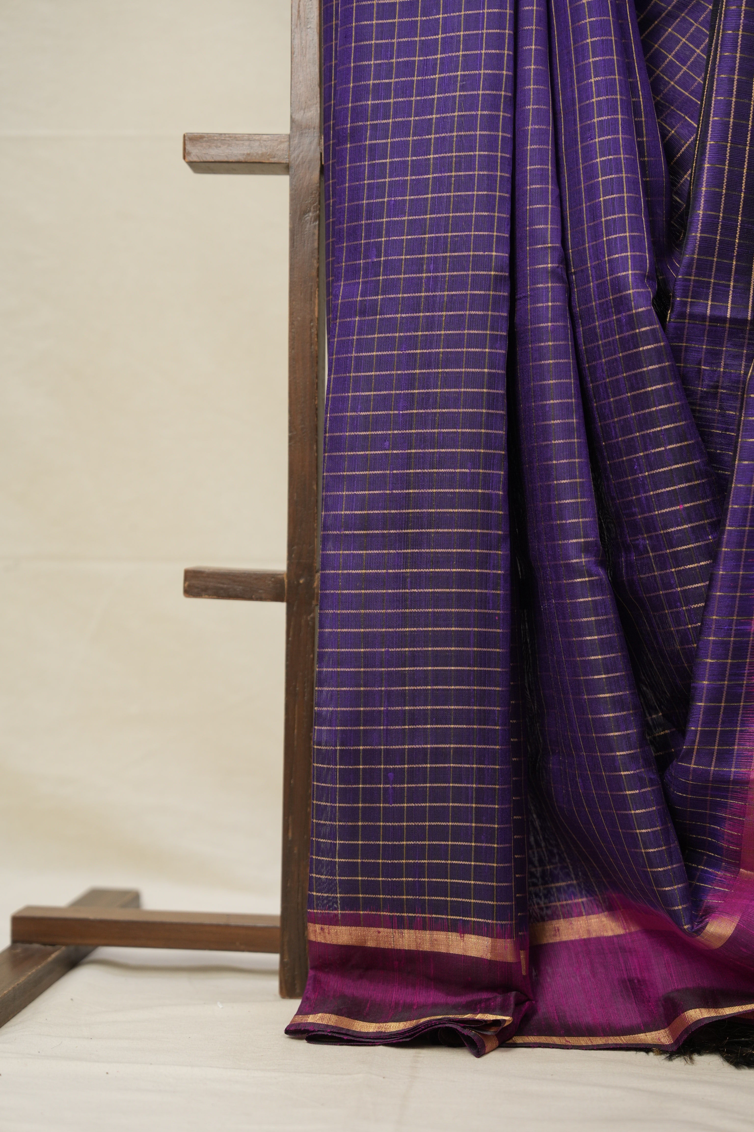 Navy Blue Raw Silk Saree - SRNBRSS847