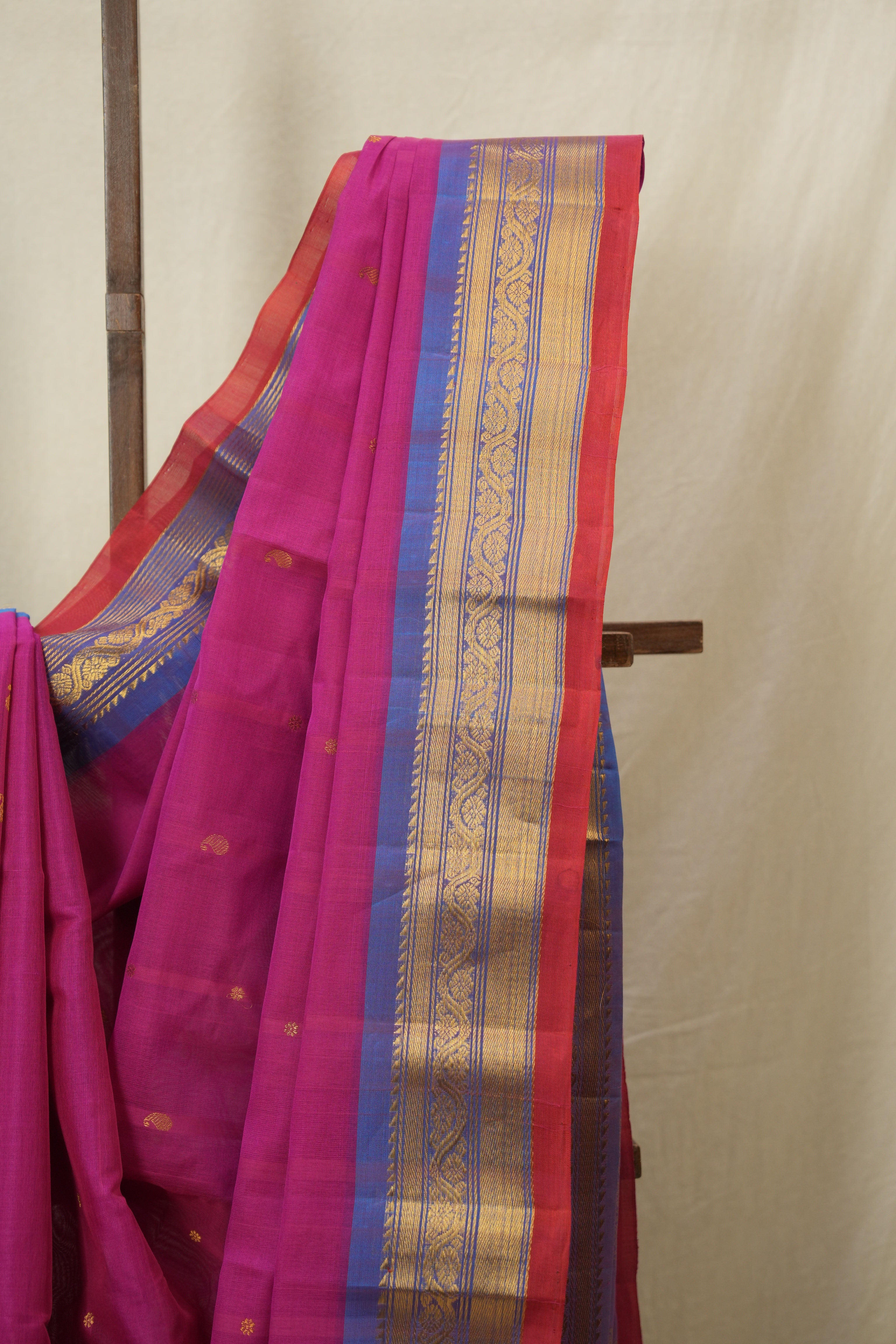 Rani Pink Gadwal Cotton Silk Saree - SRRPGCSS186