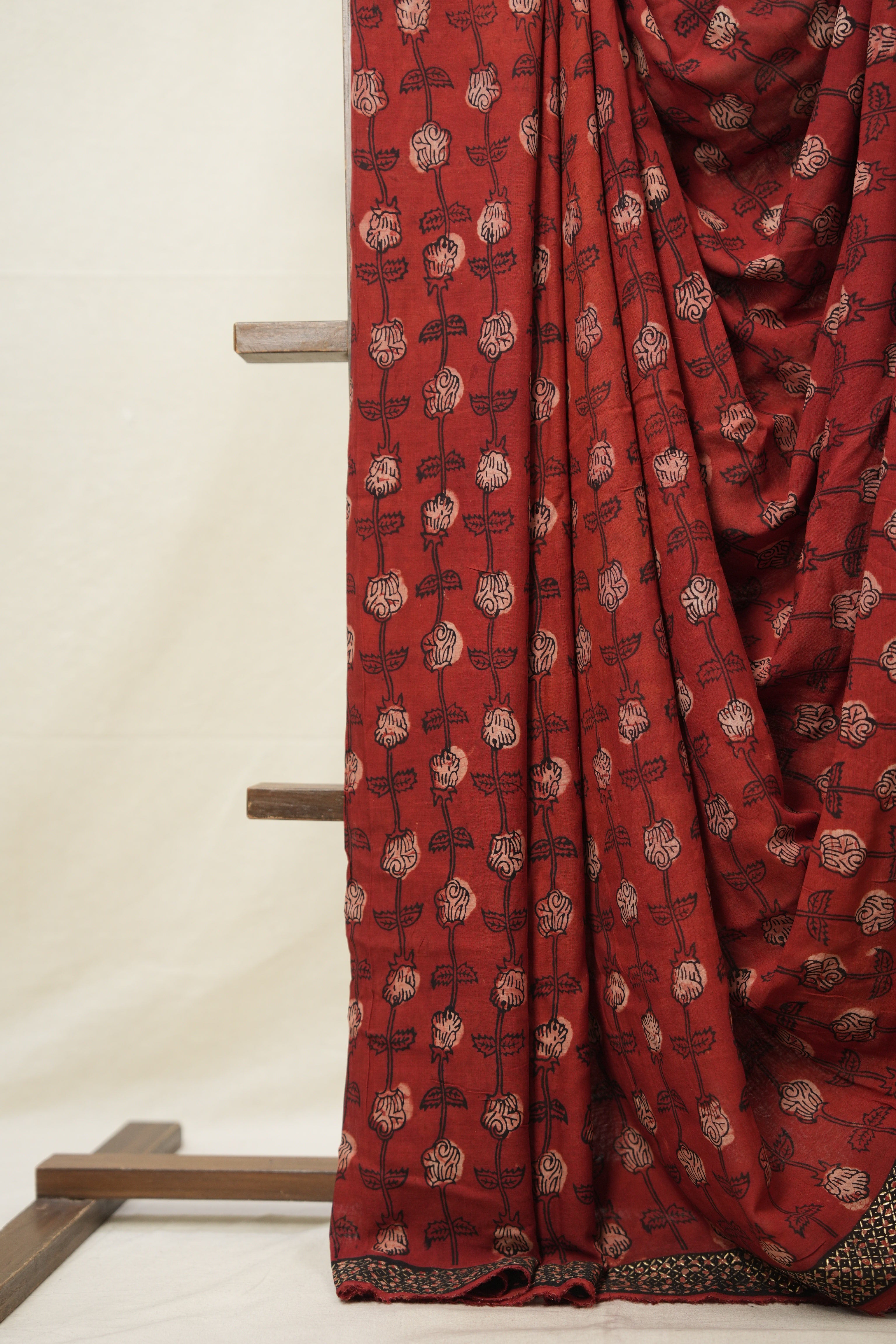 Maroon Black HBP Modal Silk Saree - SRMBMSS480