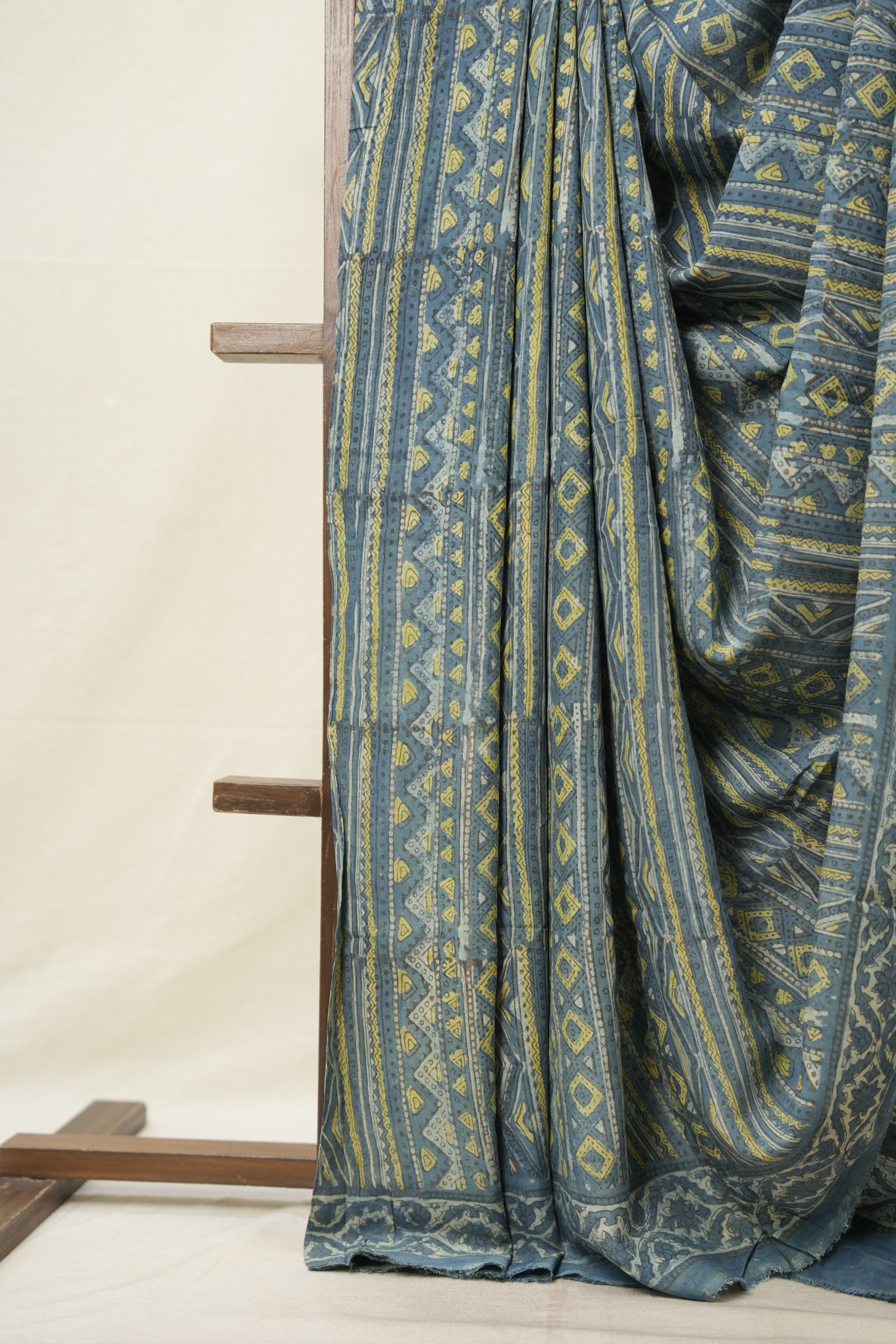 Blue HBP Modal Silk Saree - SRBMSS481