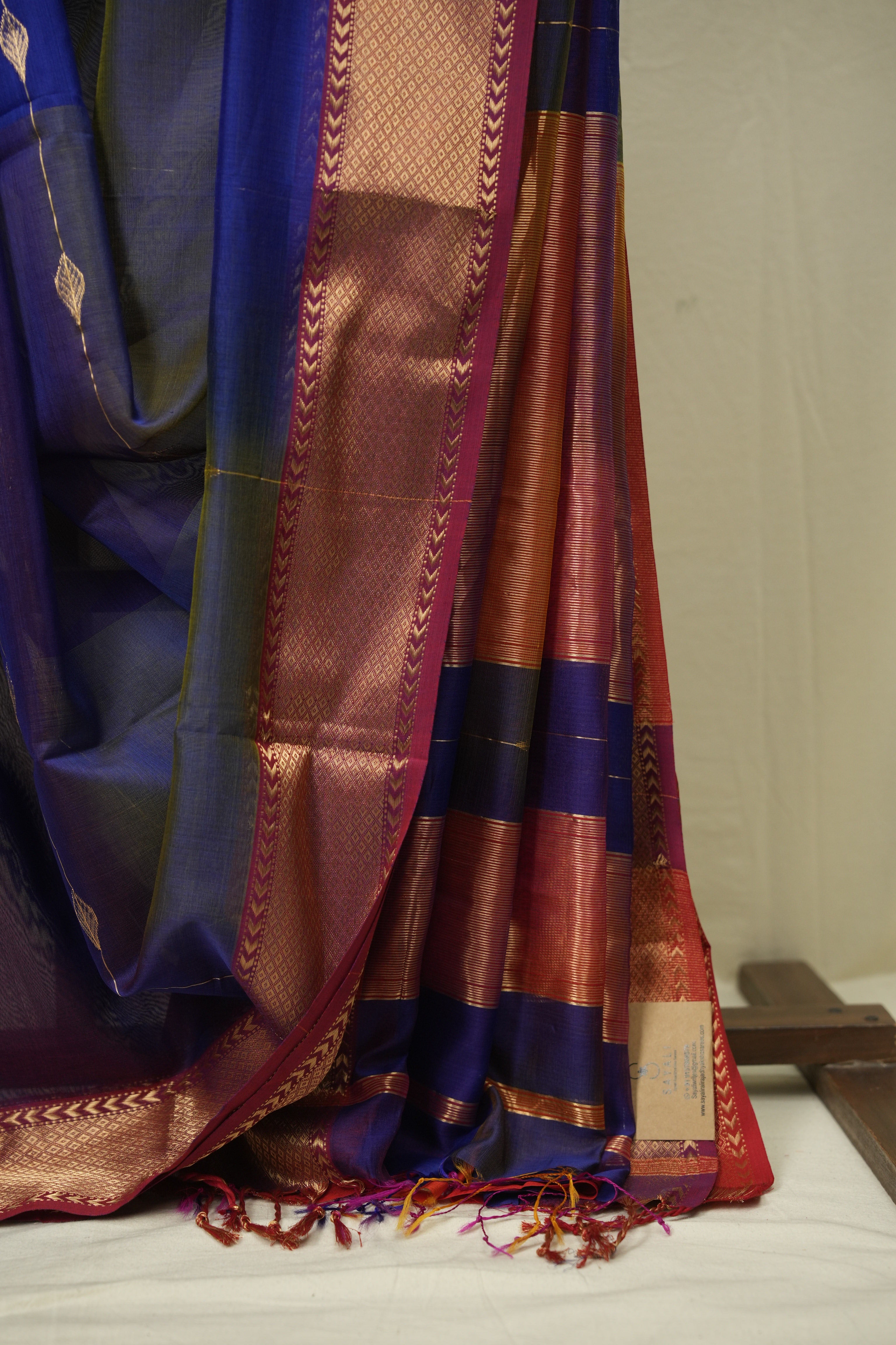 Multicolour Maheshwari Saree - SRMMS1238