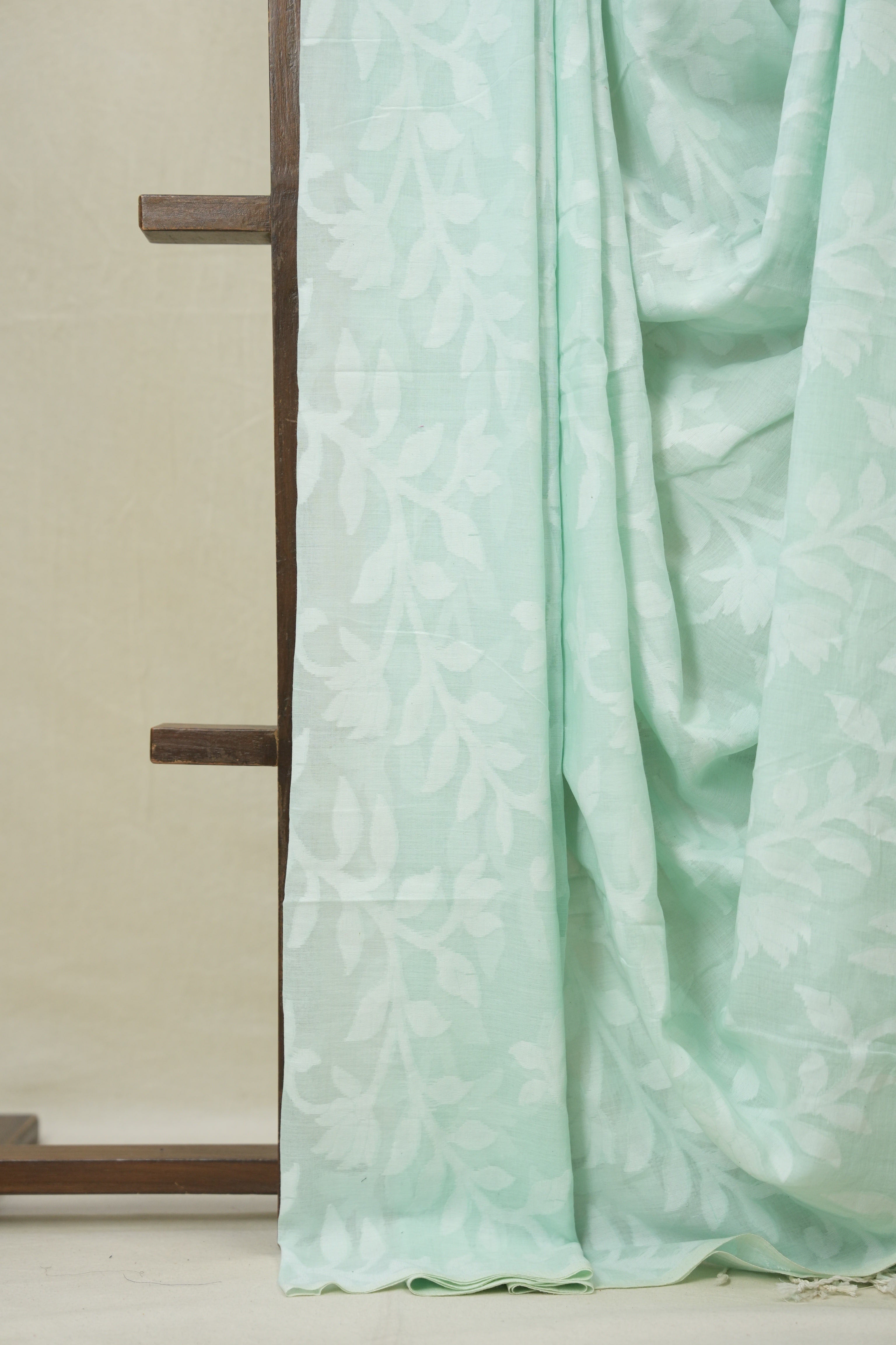 Aqua Green Mul Bengal Cotton Jamdani Saree - SRAGBCJS231