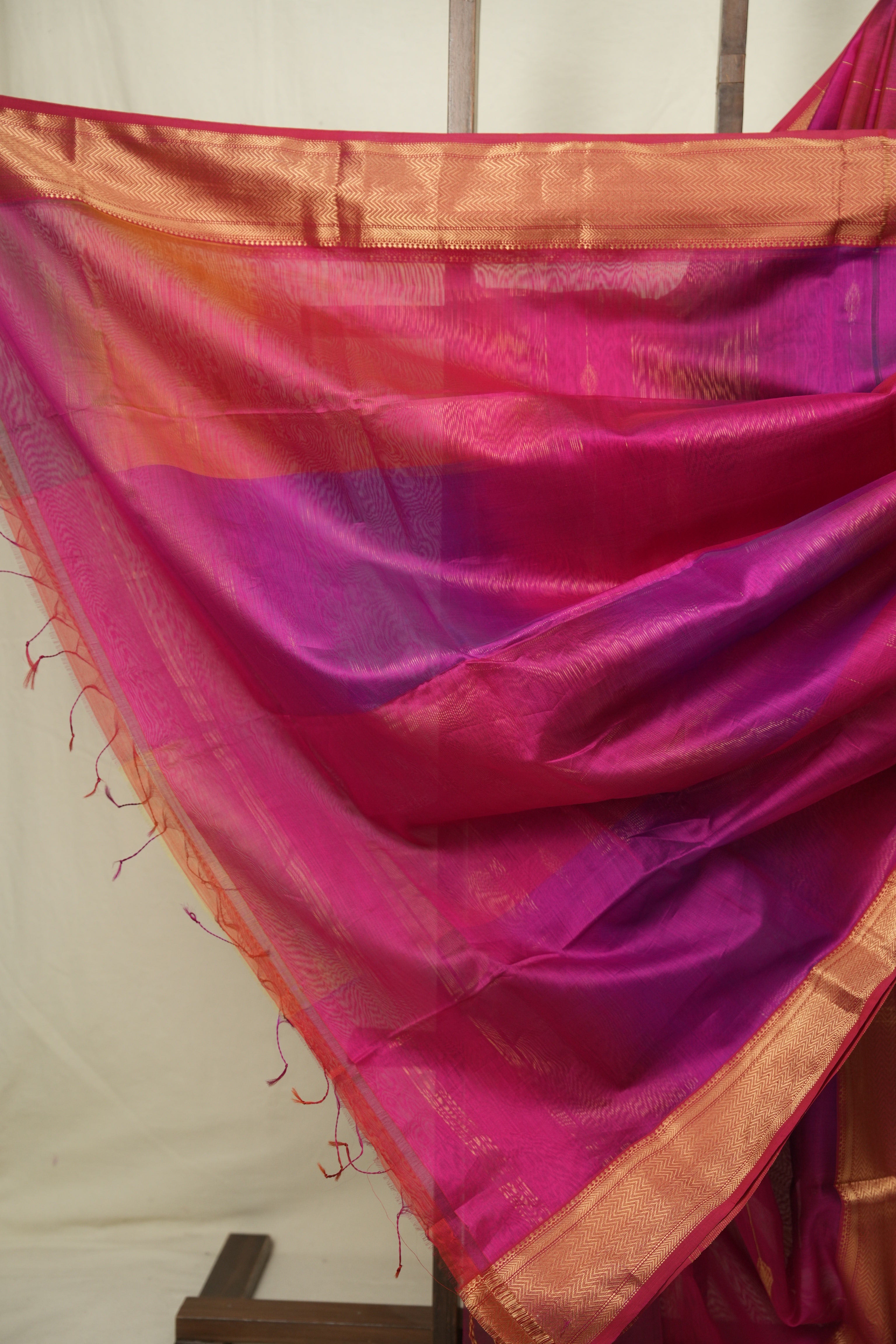 Two Tone Pink Maheshwari Saree - SRTTPMS1240