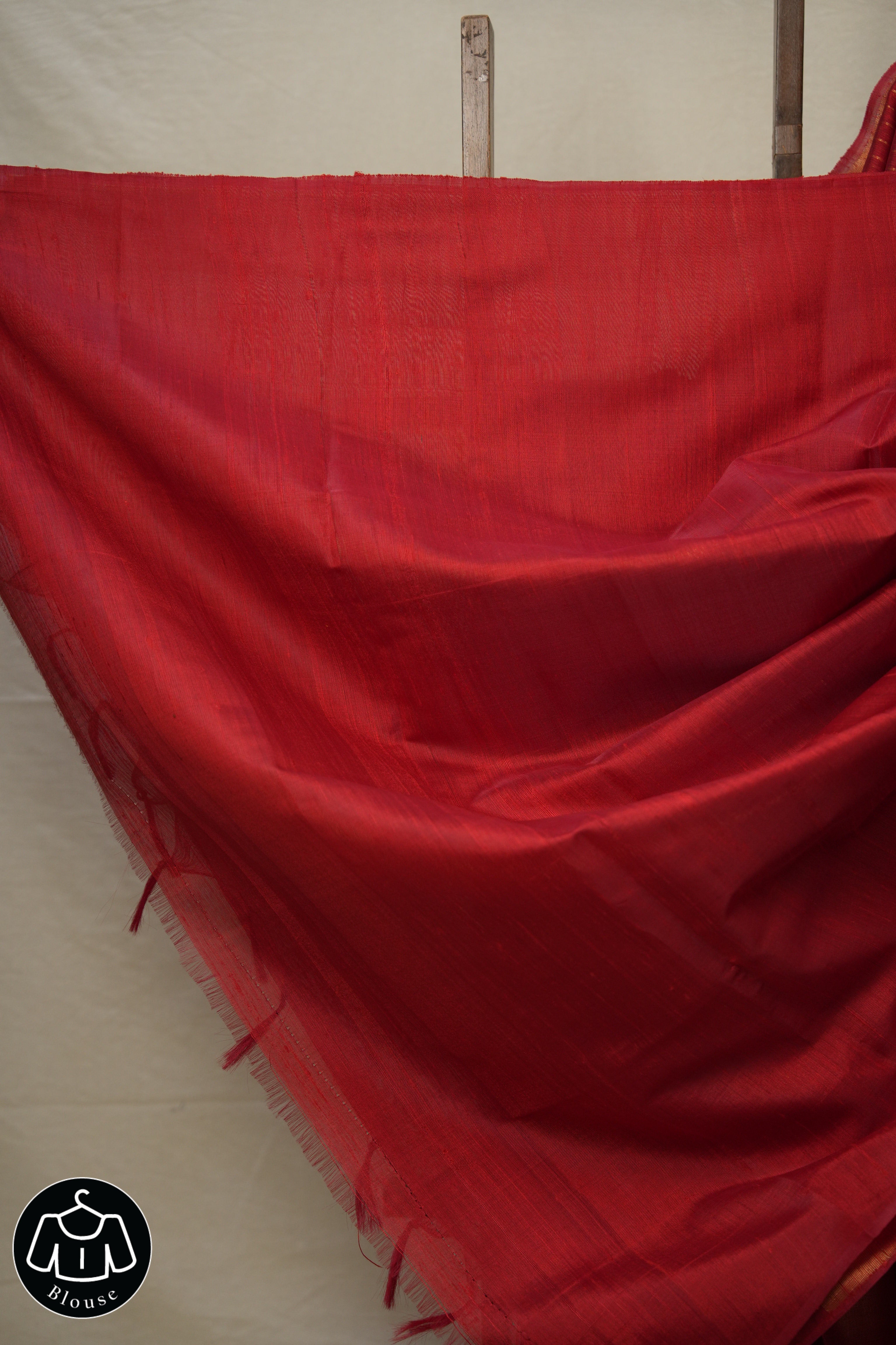 Red Raw Silk Saree - SRRRSS903