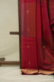 Two Tone Red Maheswari Saree - SRTTRMS1245