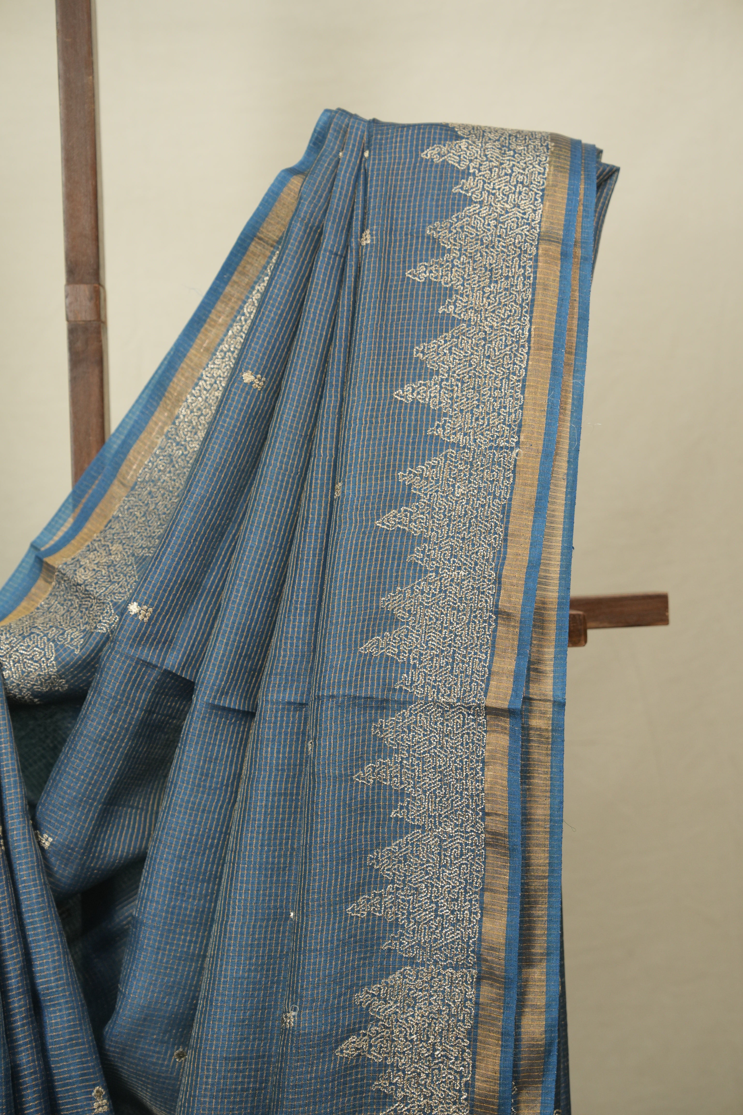 Peacock Green Embroidered Tussar Silk Saree -SRPGETSS1592