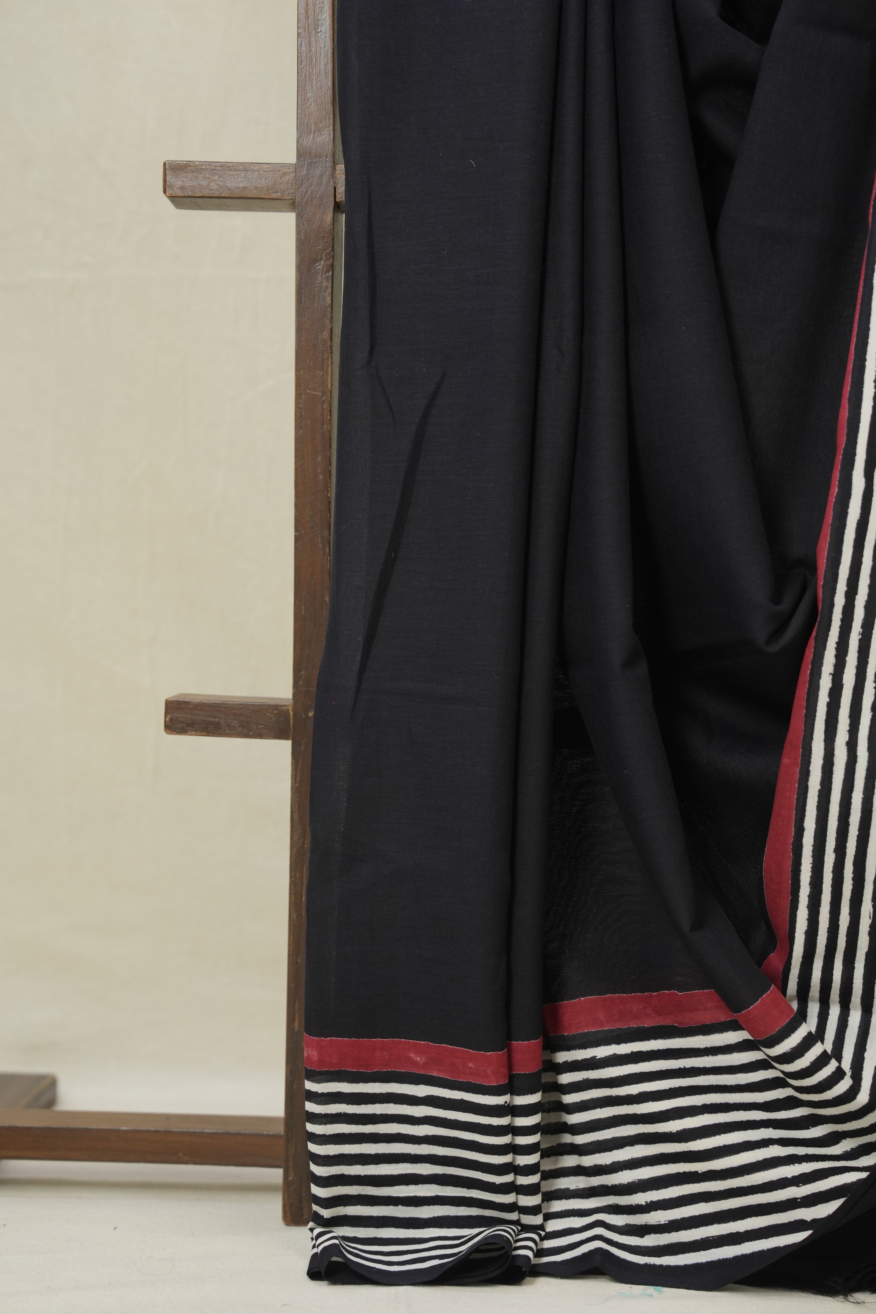 Black HBP Cotton Saree - SRBCS3383