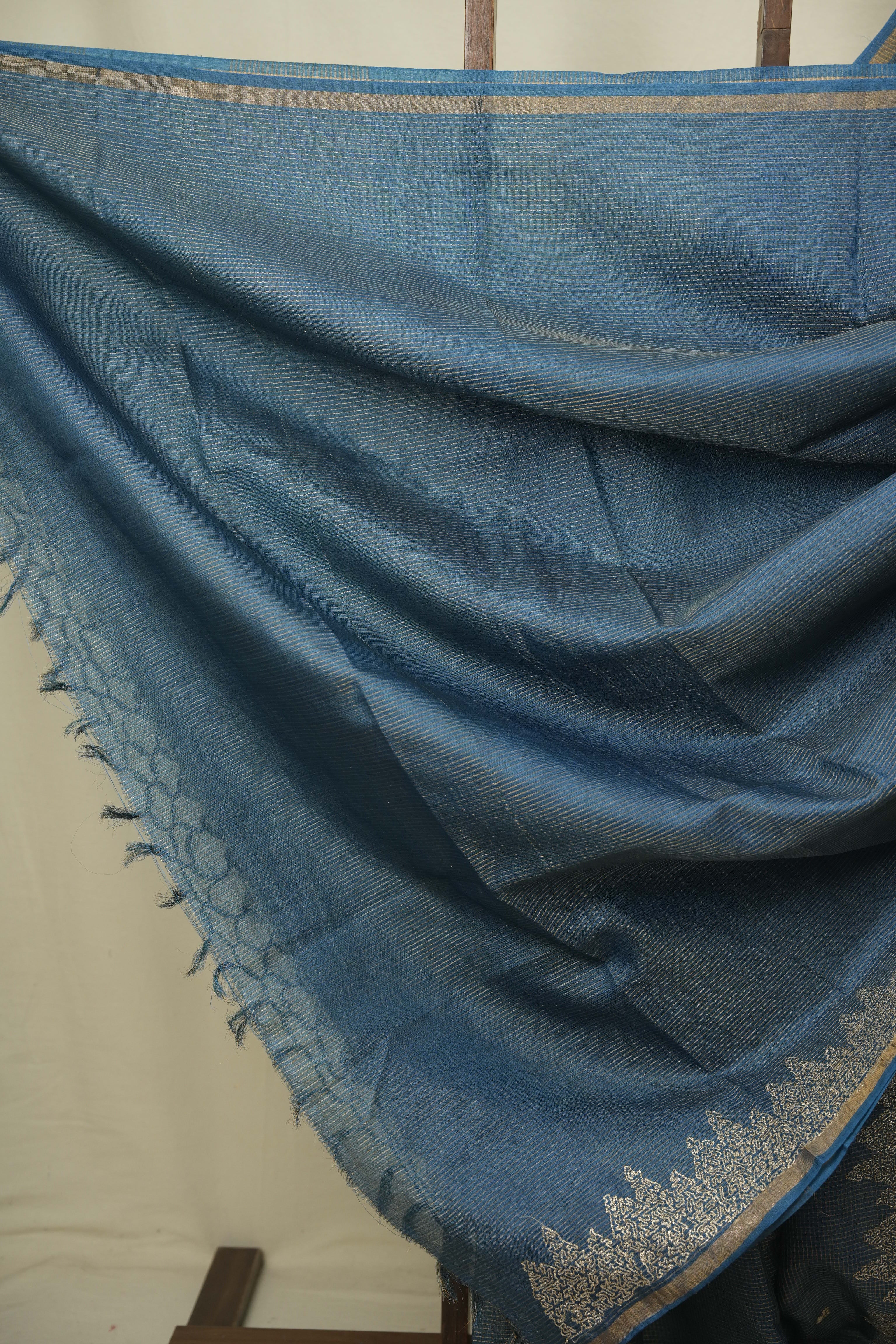 Peacock Green Embroidered Tussar Silk Saree -SRPGETSS1592