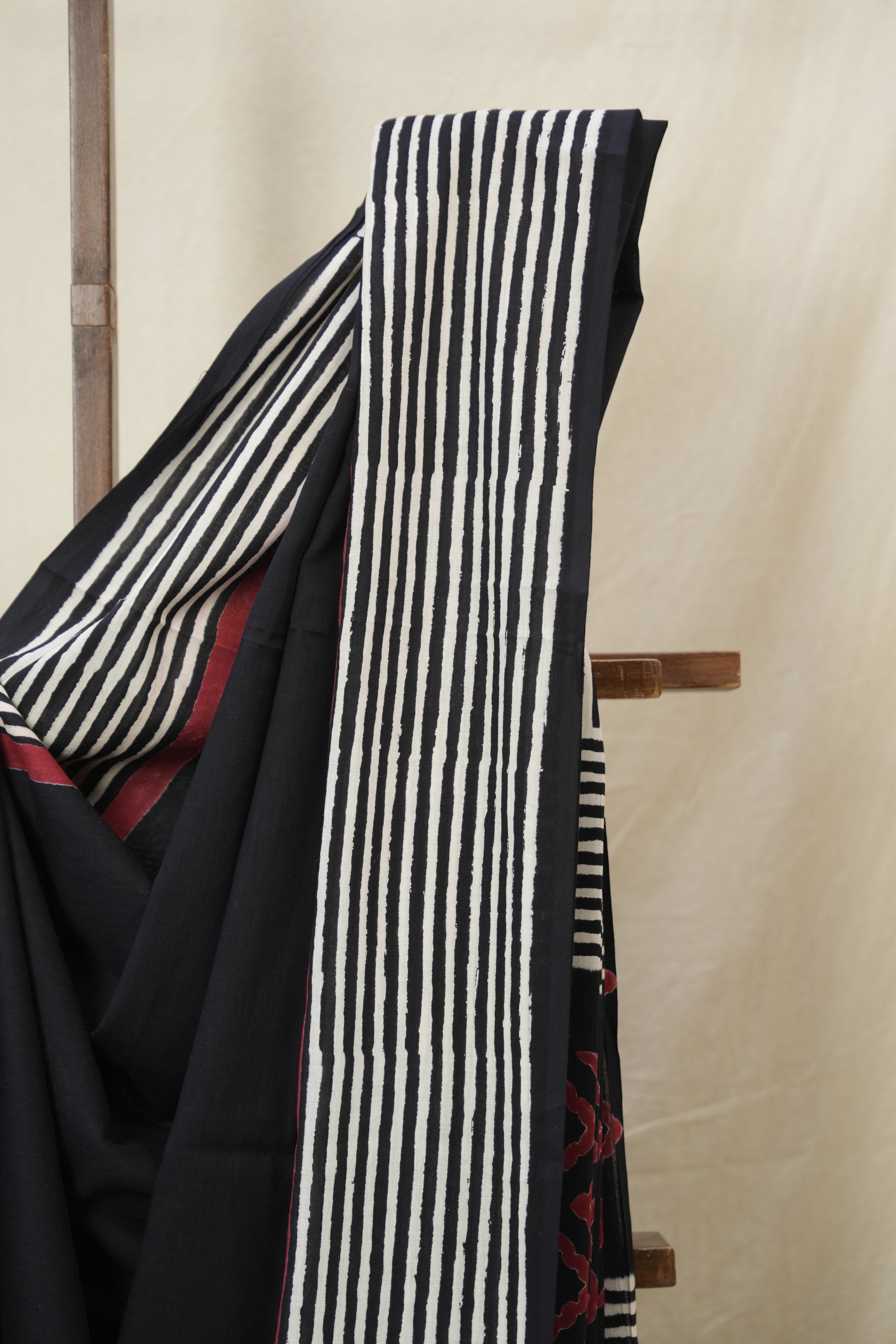 Black HBP Cotton Saree - SRBCS3383